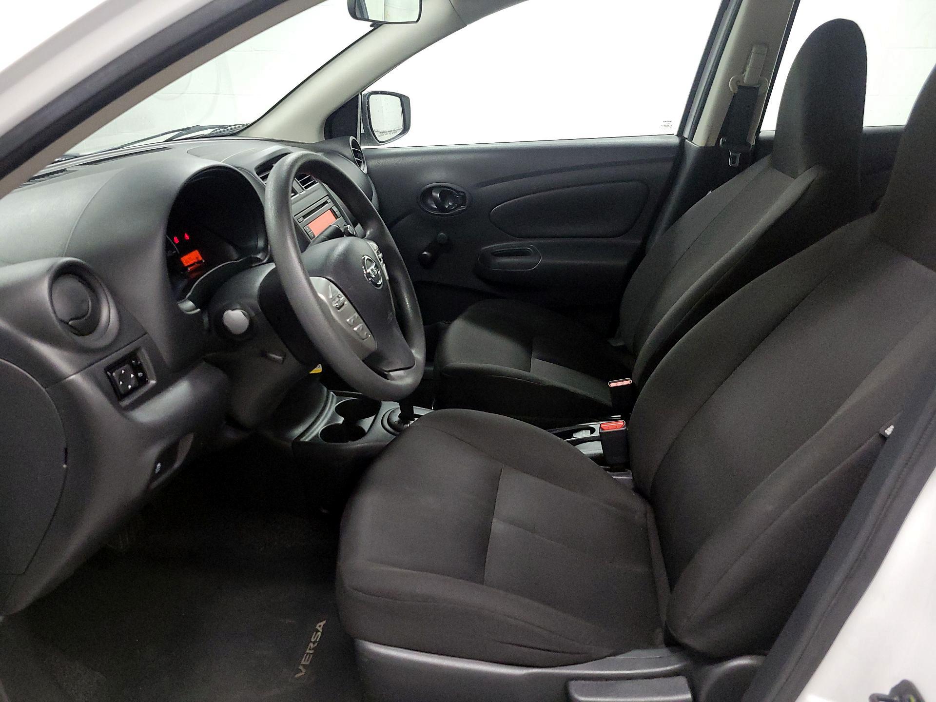 Thumbnail: 2016 Nissan Versa - 11