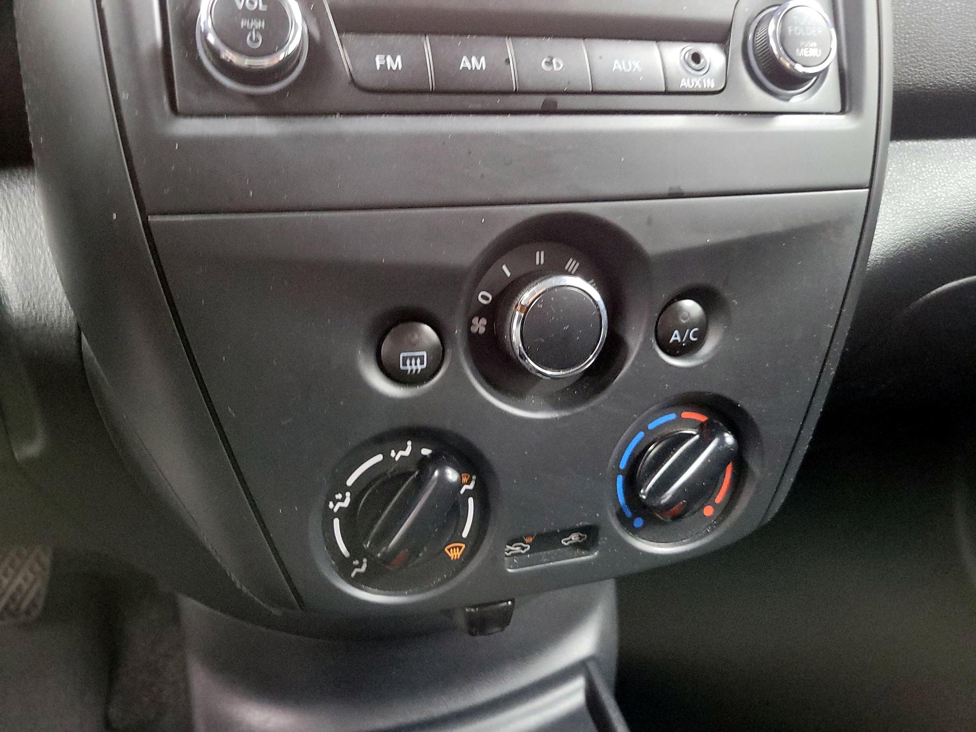 Thumbnail: 2016 Nissan Versa - 14