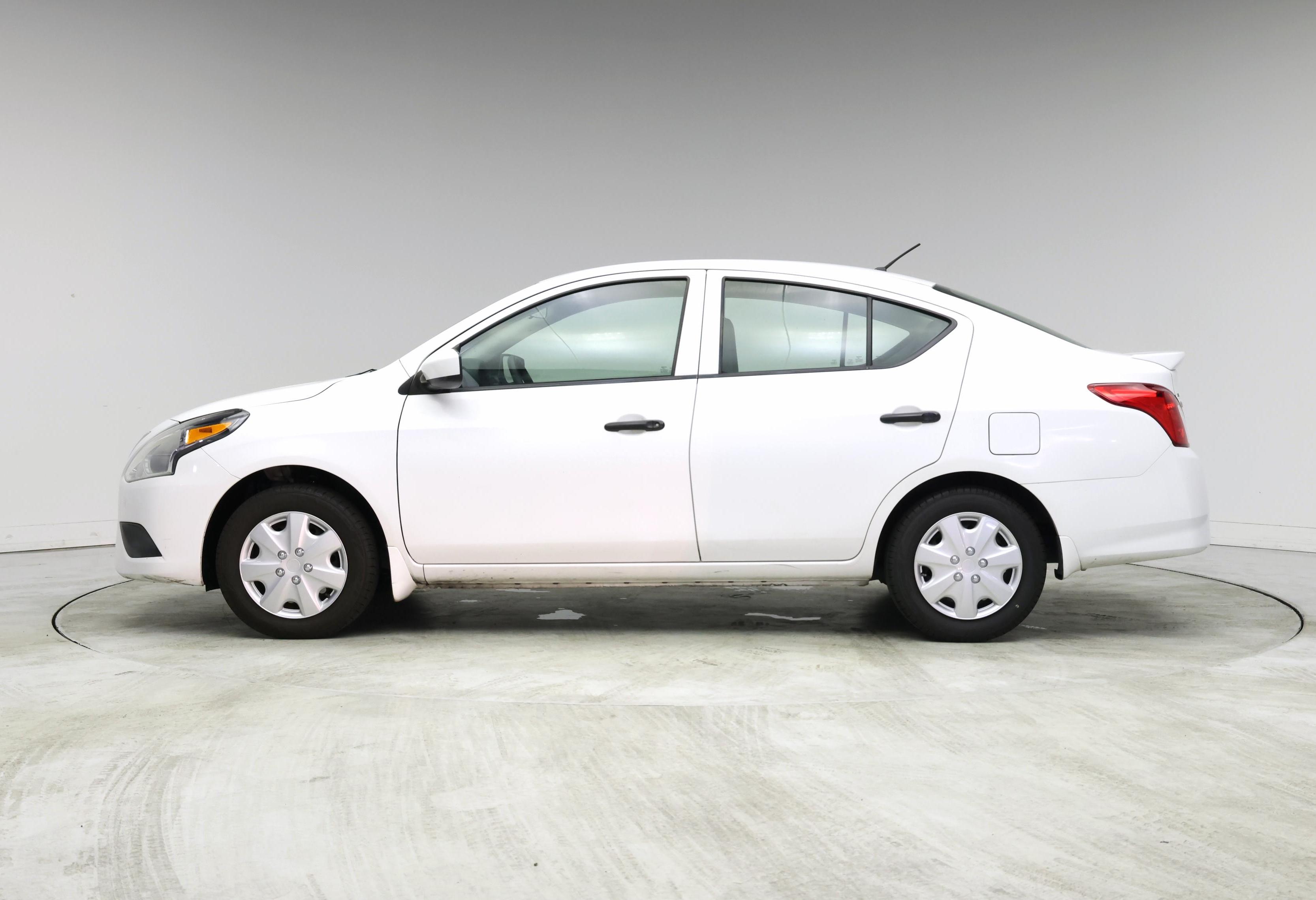 Thumbnail: 2016 Nissan Versa - 3