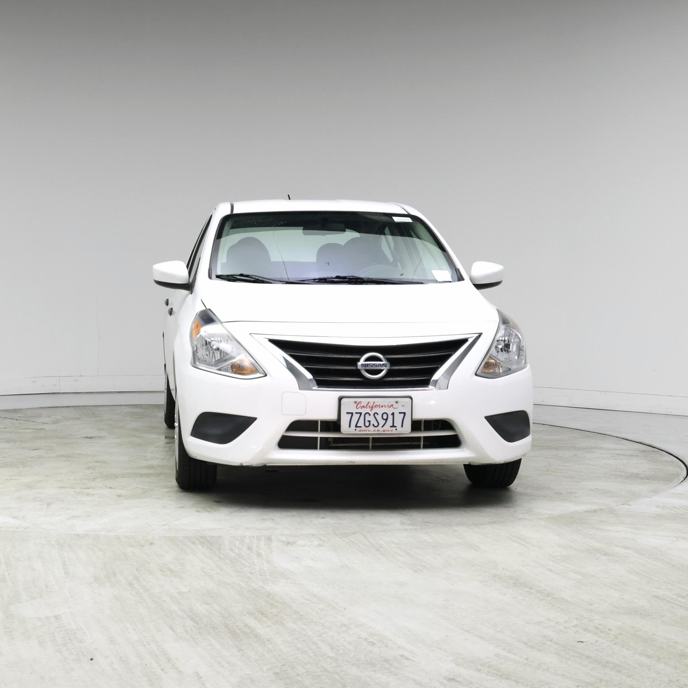 Thumbnail: 2016 Nissan Versa - 5