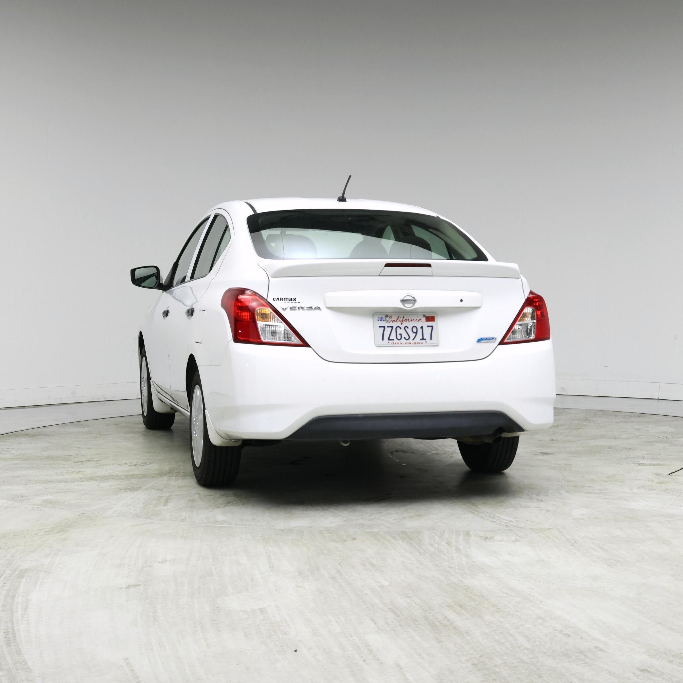 Thumbnail: 2016 Nissan Versa - 6