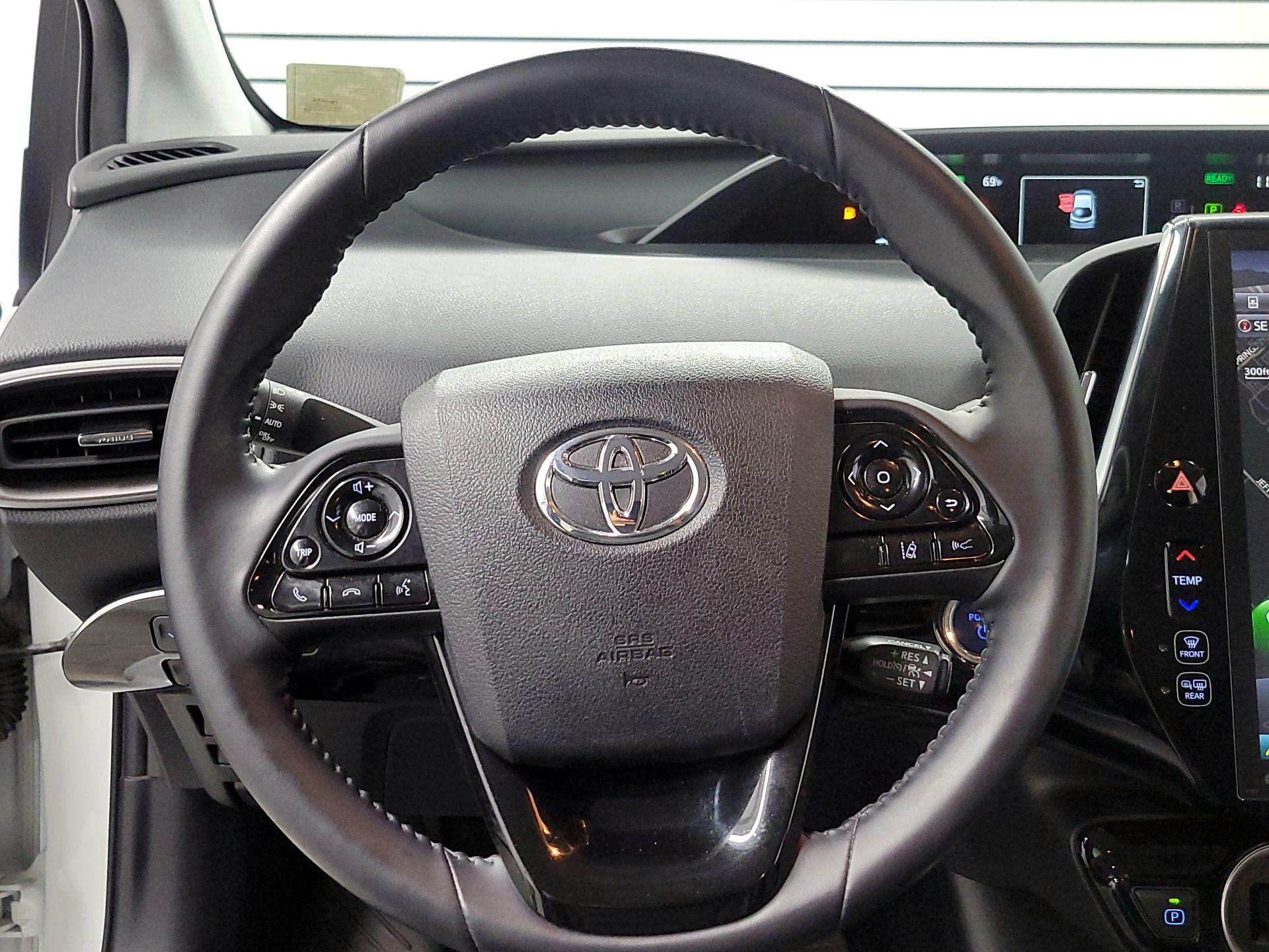 Thumbnail: 2022 Toyota Prius Prime - 10