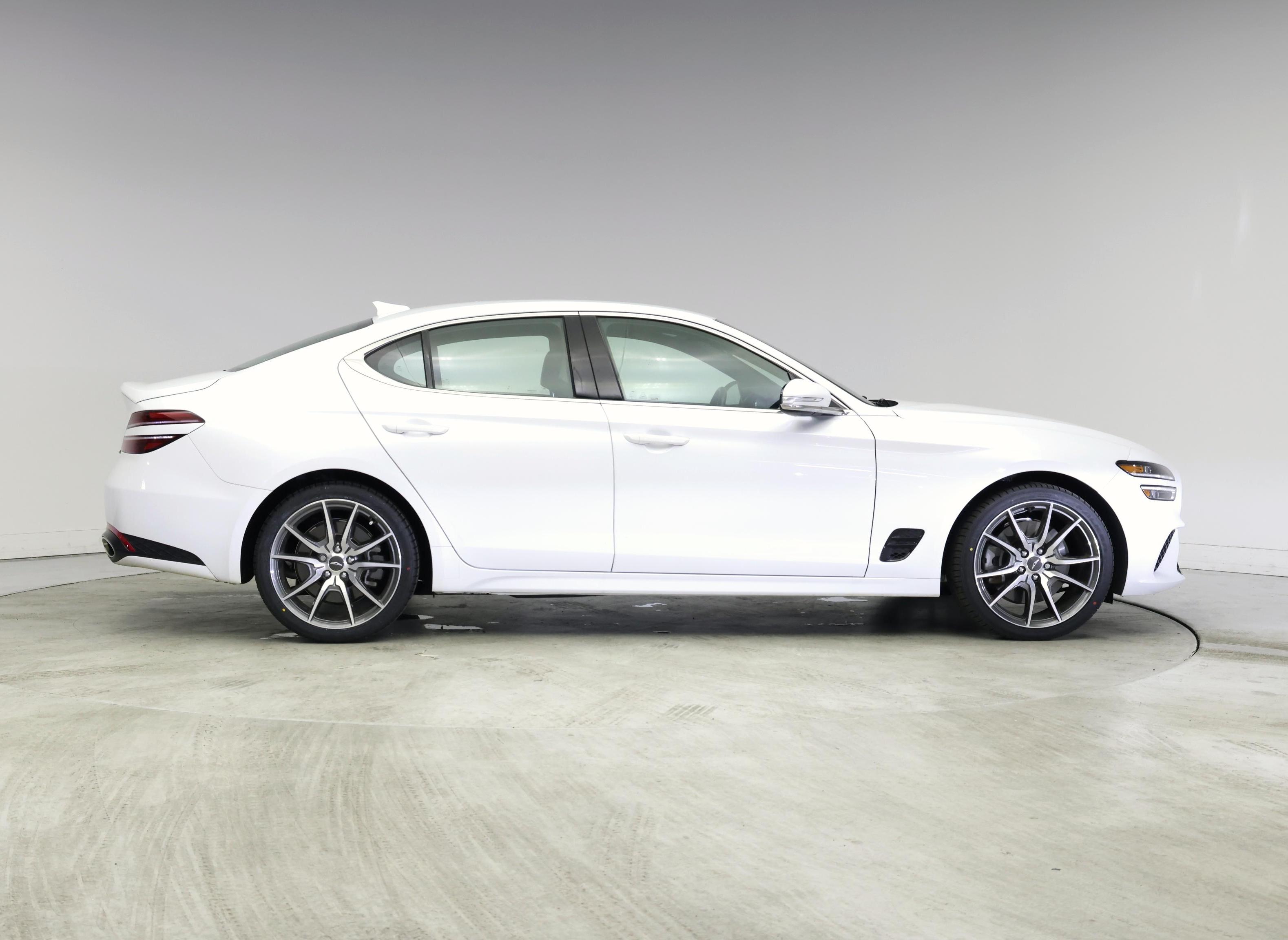 Thumbnail: 2023 Genesis G70 - 7
