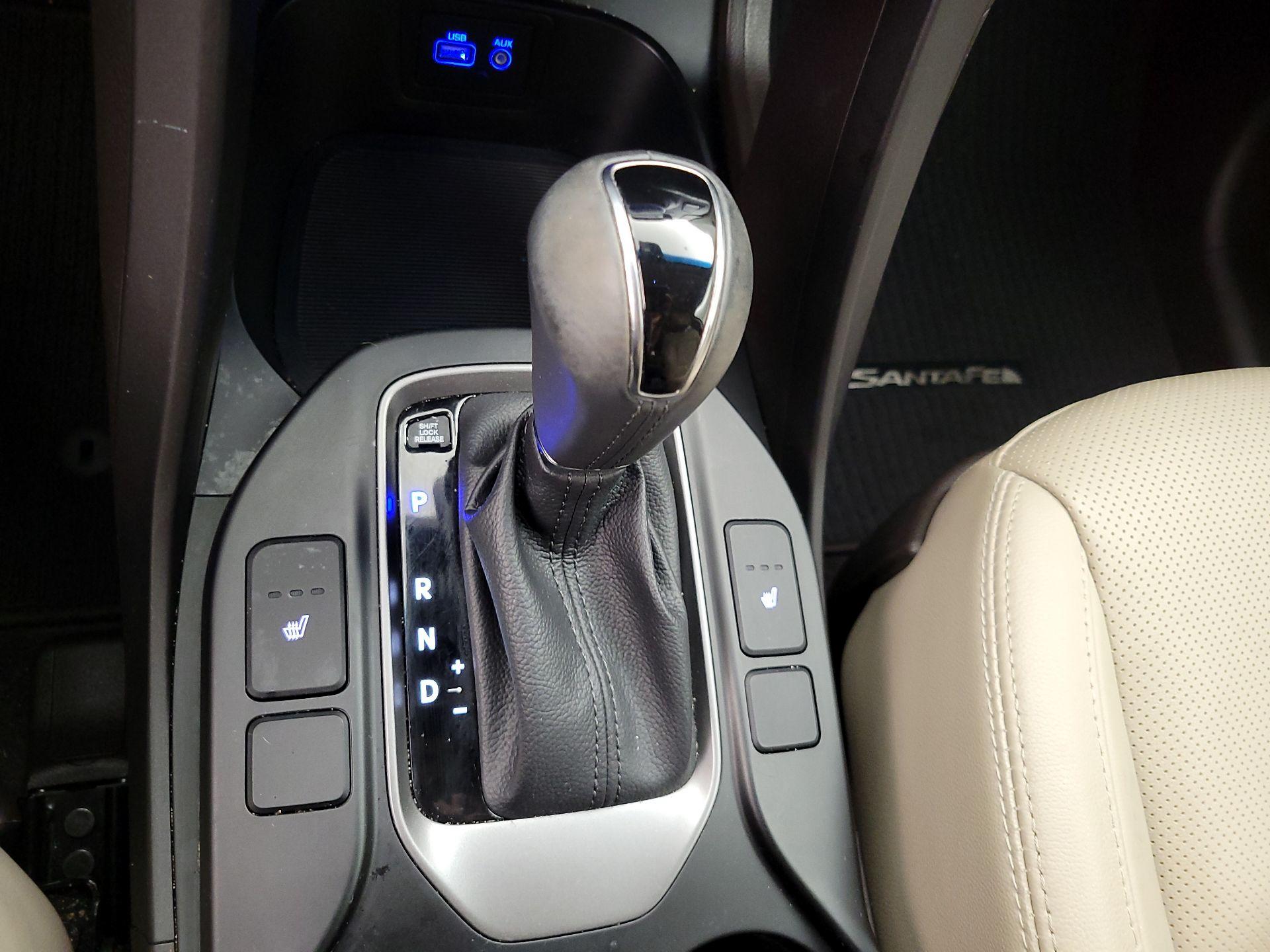 Thumbnail: 2019 Hyundai Santa Fe - 17