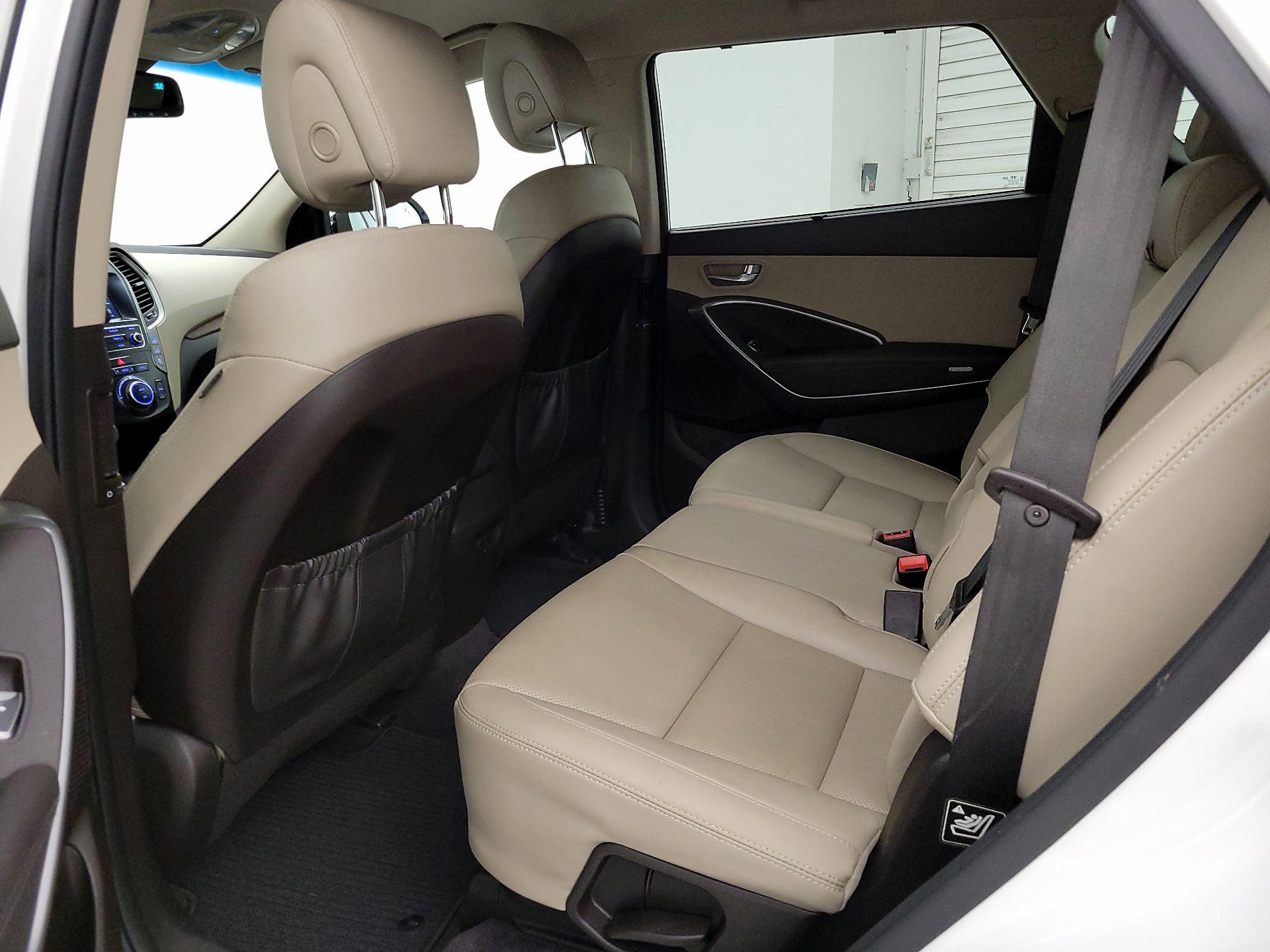 Thumbnail: 2019 Hyundai Santa Fe - 19