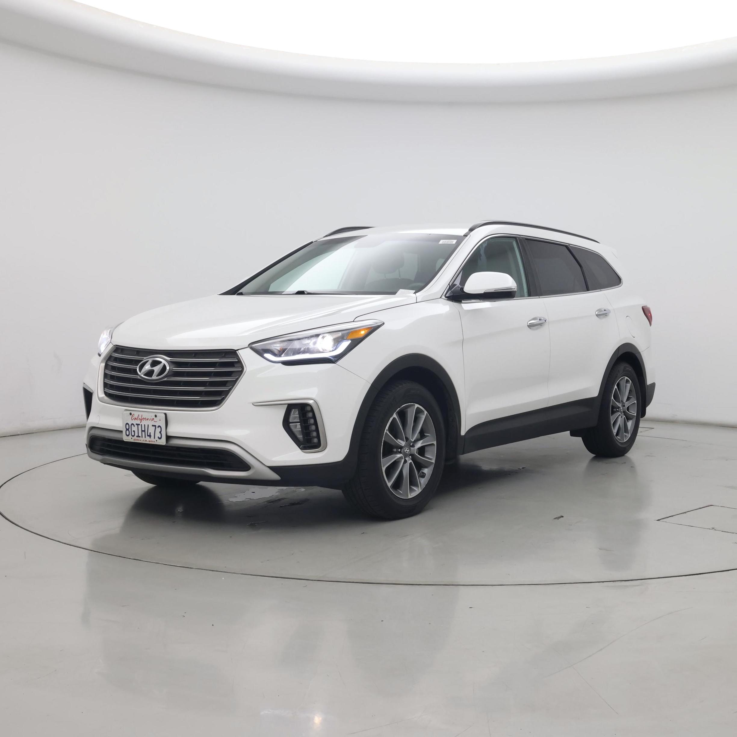 Thumbnail: 2019 Hyundai Santa Fe - 4
