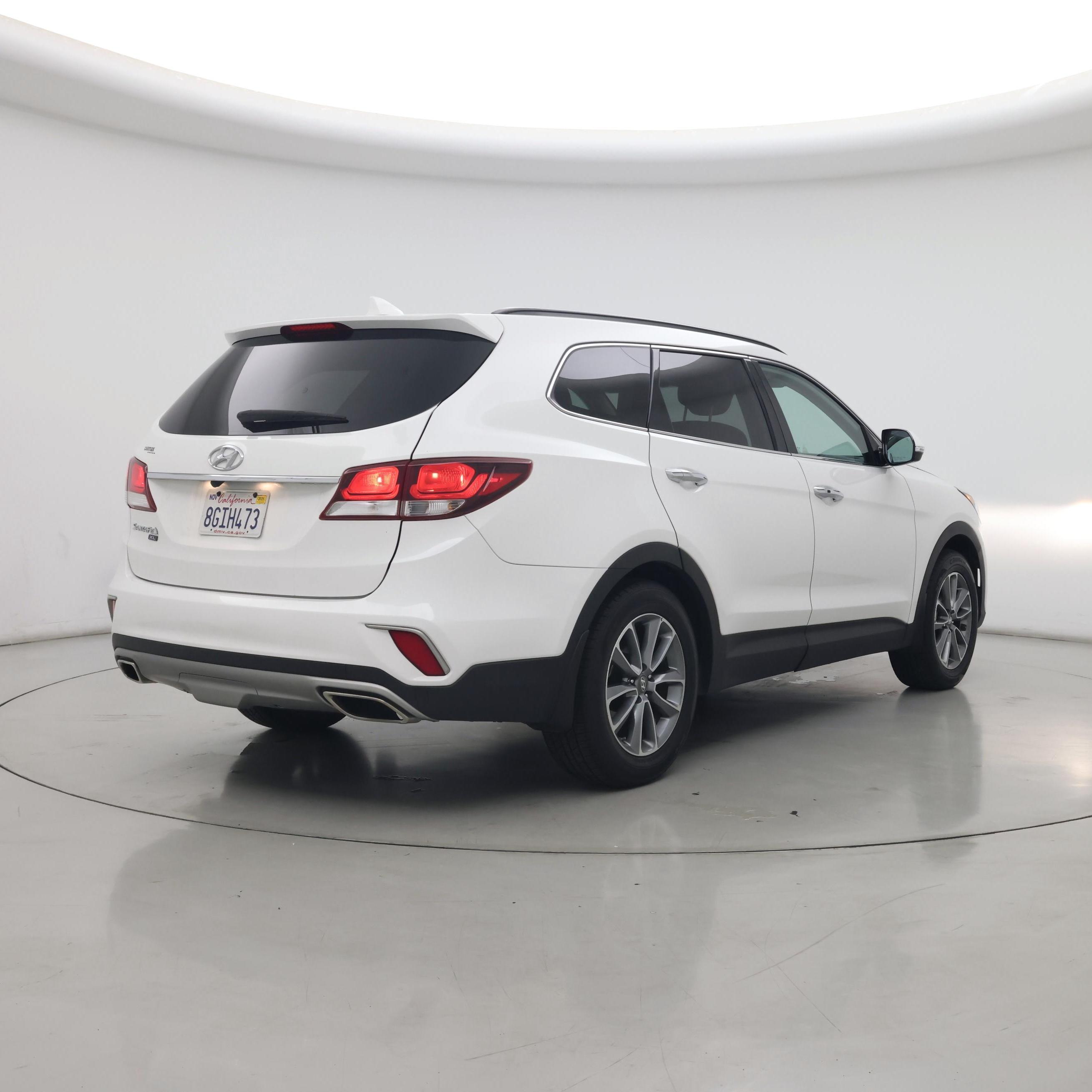 Thumbnail: 2019 Hyundai Santa Fe - 8