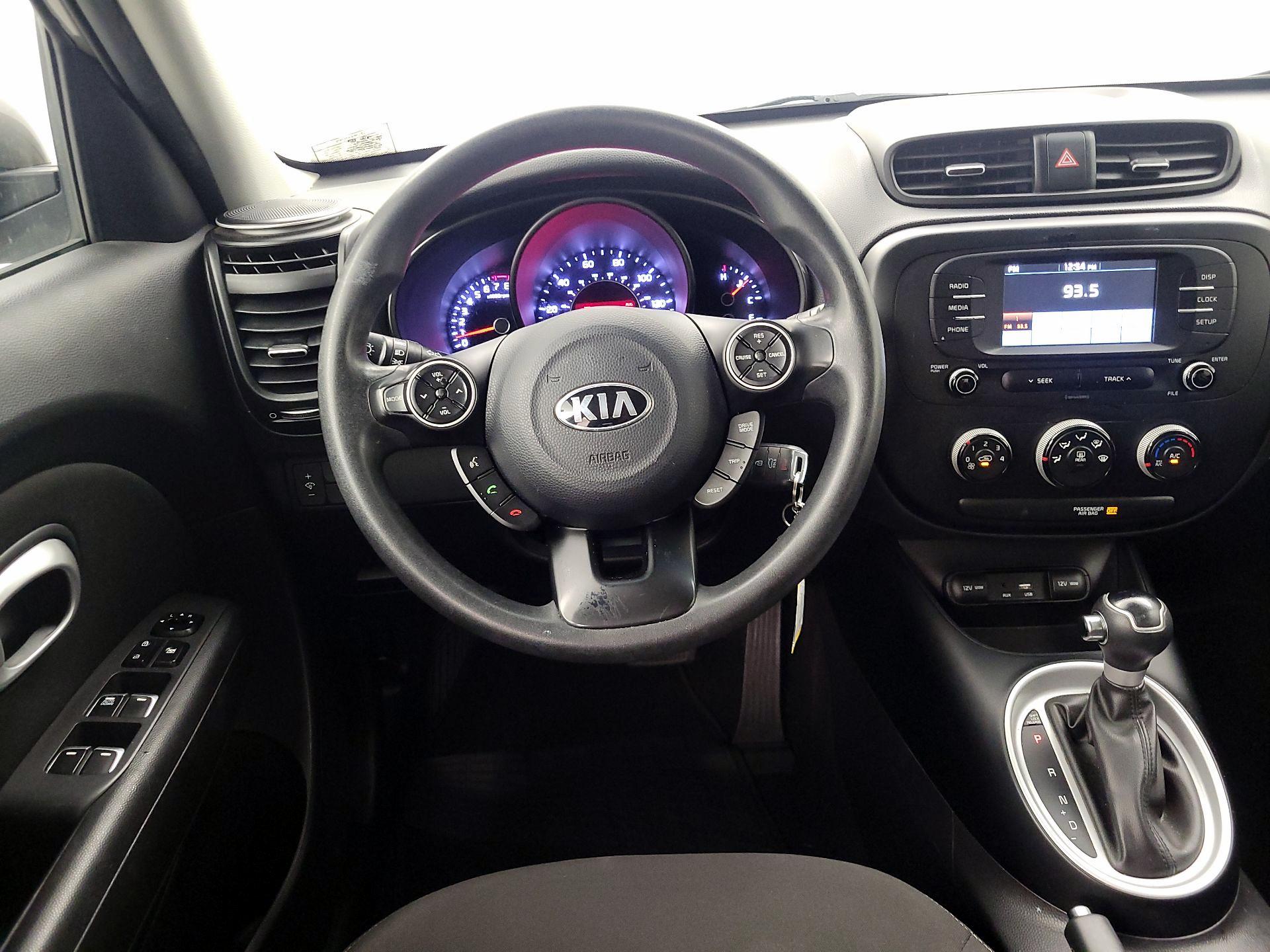 Thumbnail: 2017 Kia Soul - 10