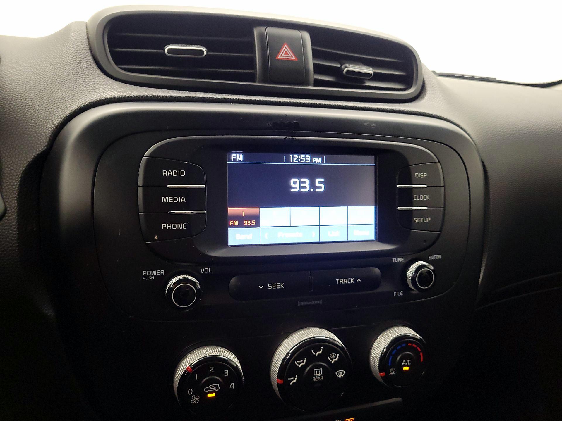 Thumbnail: 2017 Kia Soul - 15