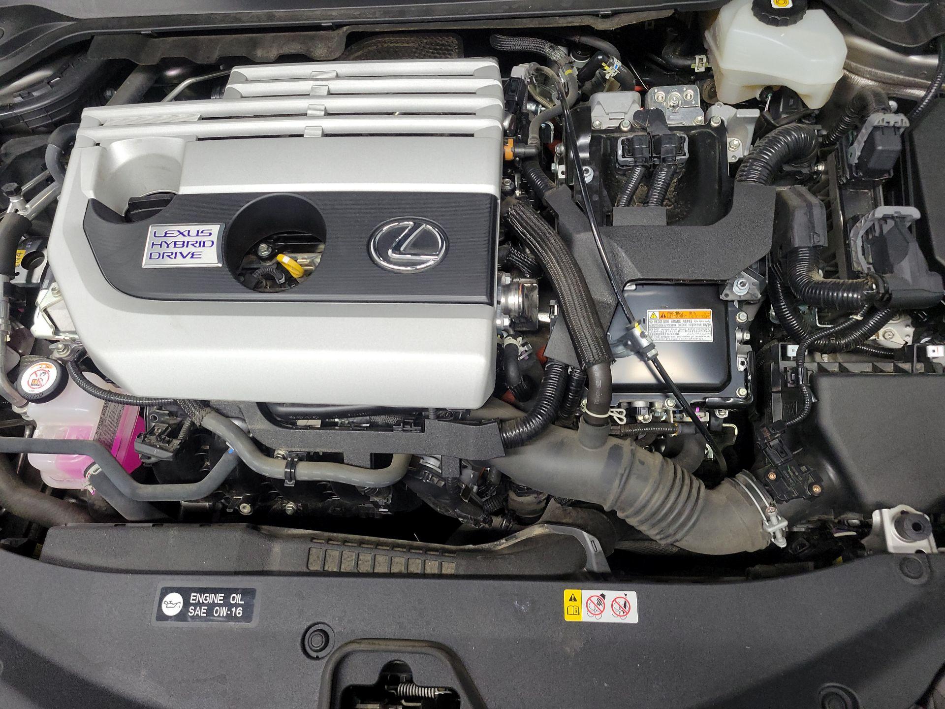 Thumbnail: 2020 Lexus UX - 19