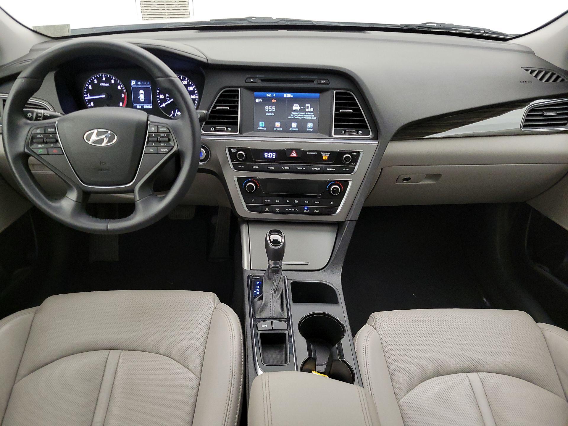 Thumbnail: 2017 Hyundai Sonata - 9