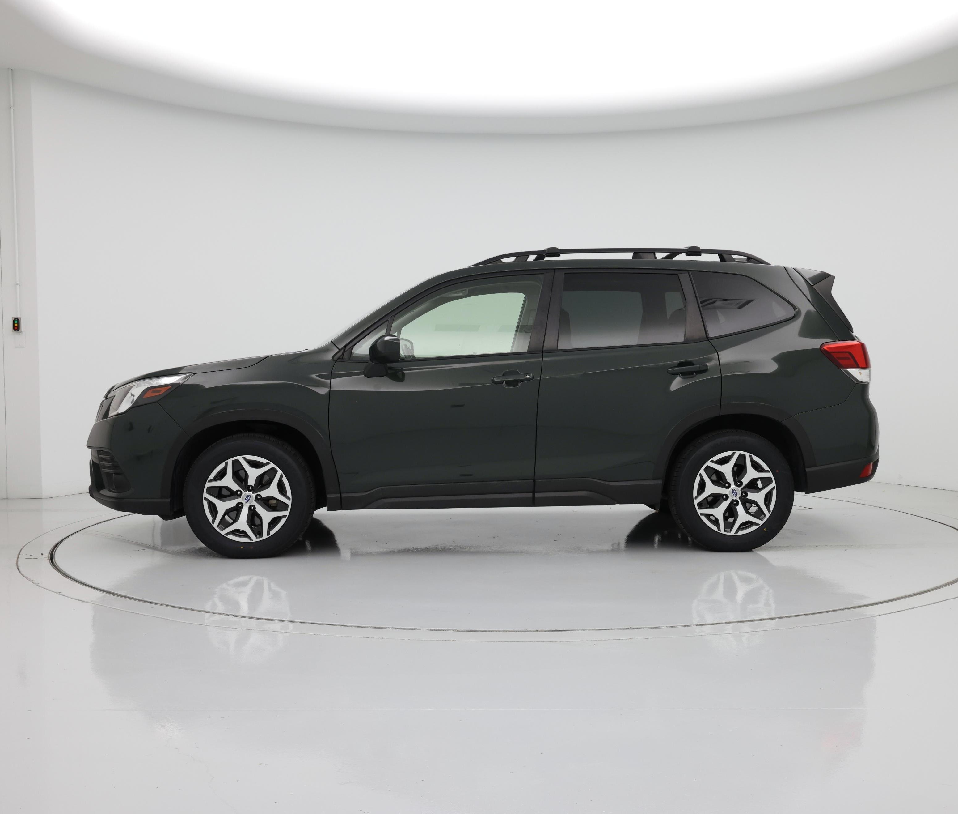 Thumbnail: 2022 Subaru Forester - 3