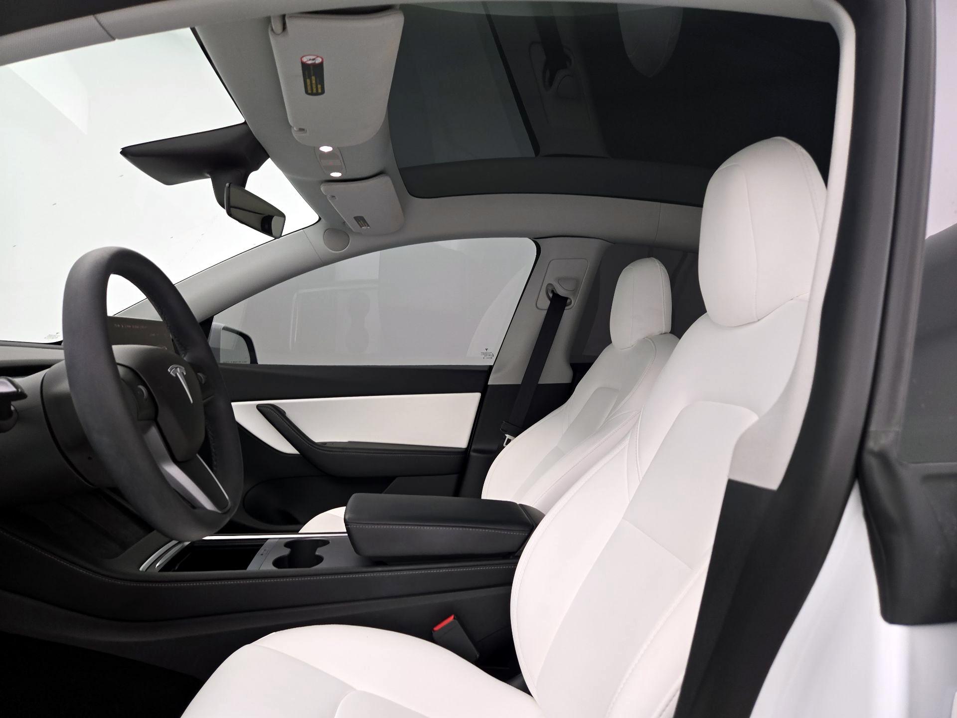Thumbnail: 2021 Tesla Model Y - 18