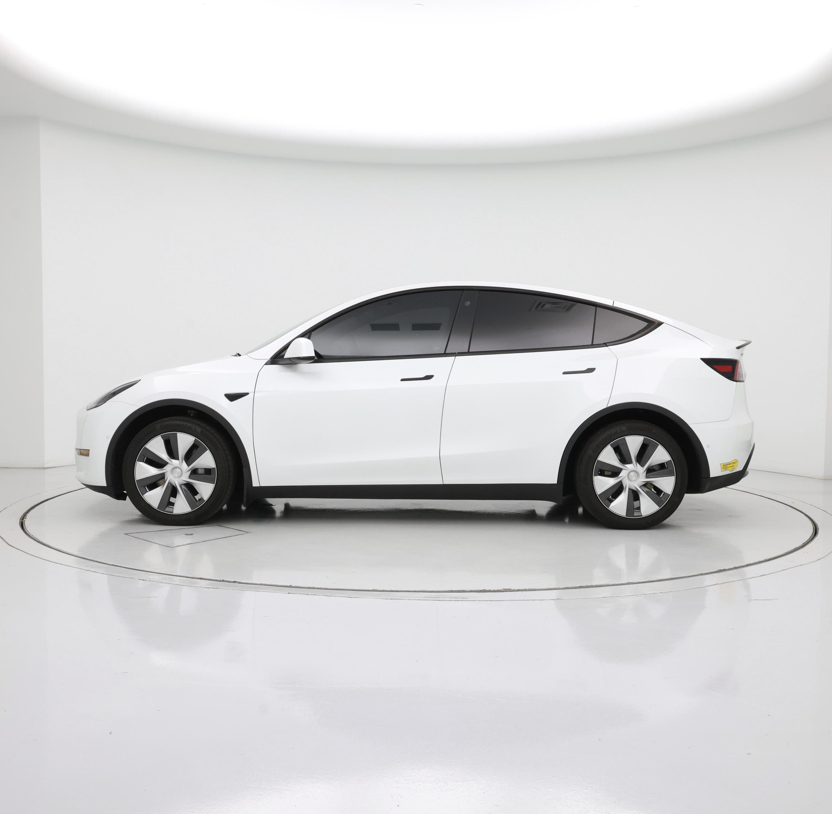 Thumbnail: 2021 Tesla Model Y - 3