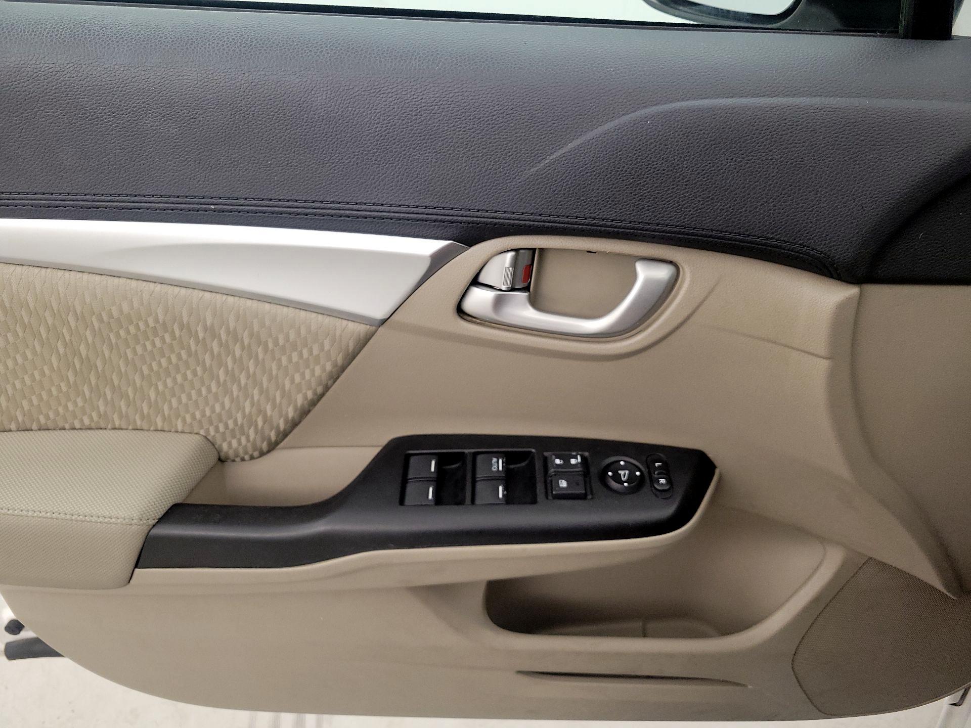 Thumbnail: 2015 Honda Civic - 12