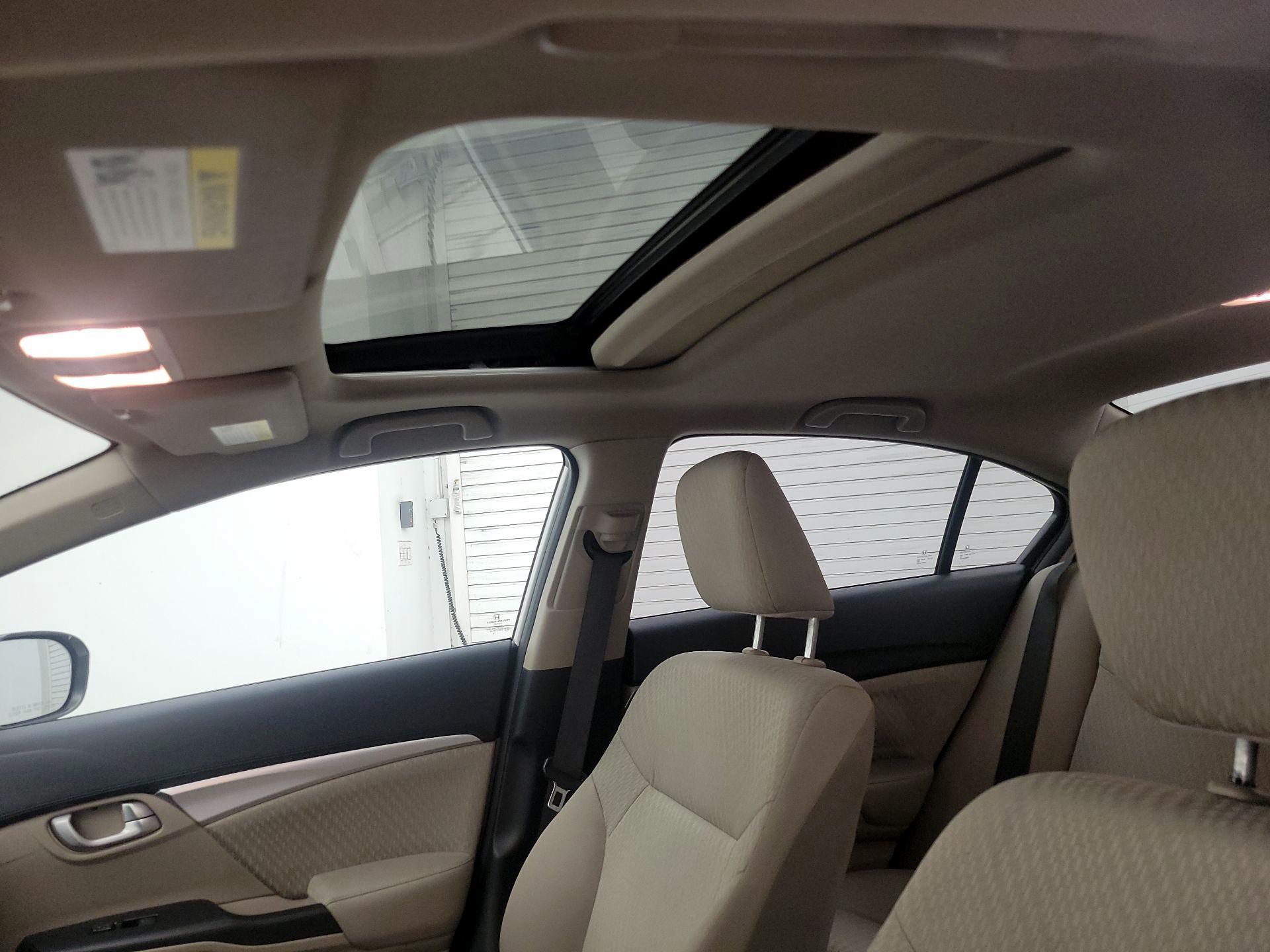 Thumbnail: 2015 Honda Civic - 19