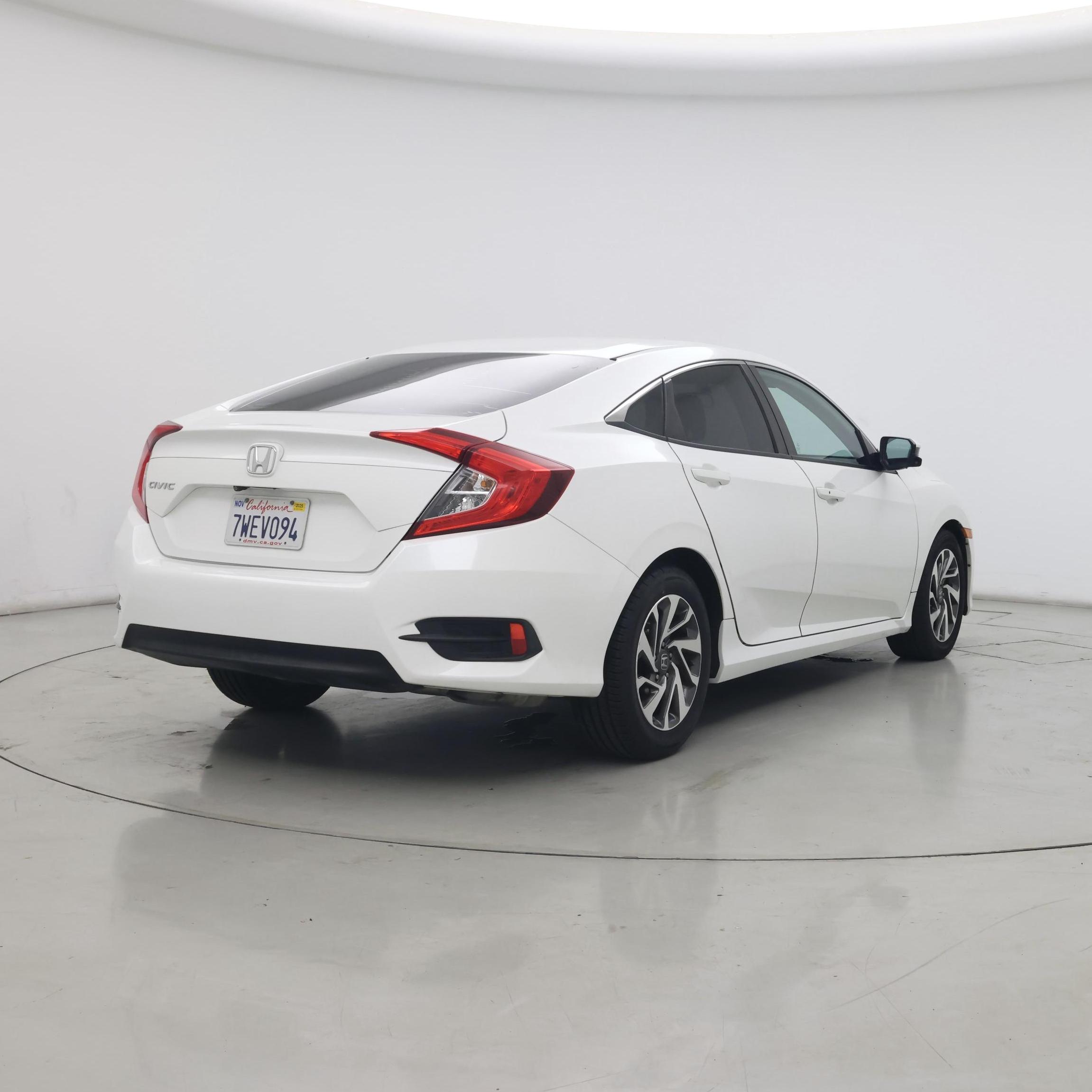 Thumbnail: 2016 Honda Civic - 8
