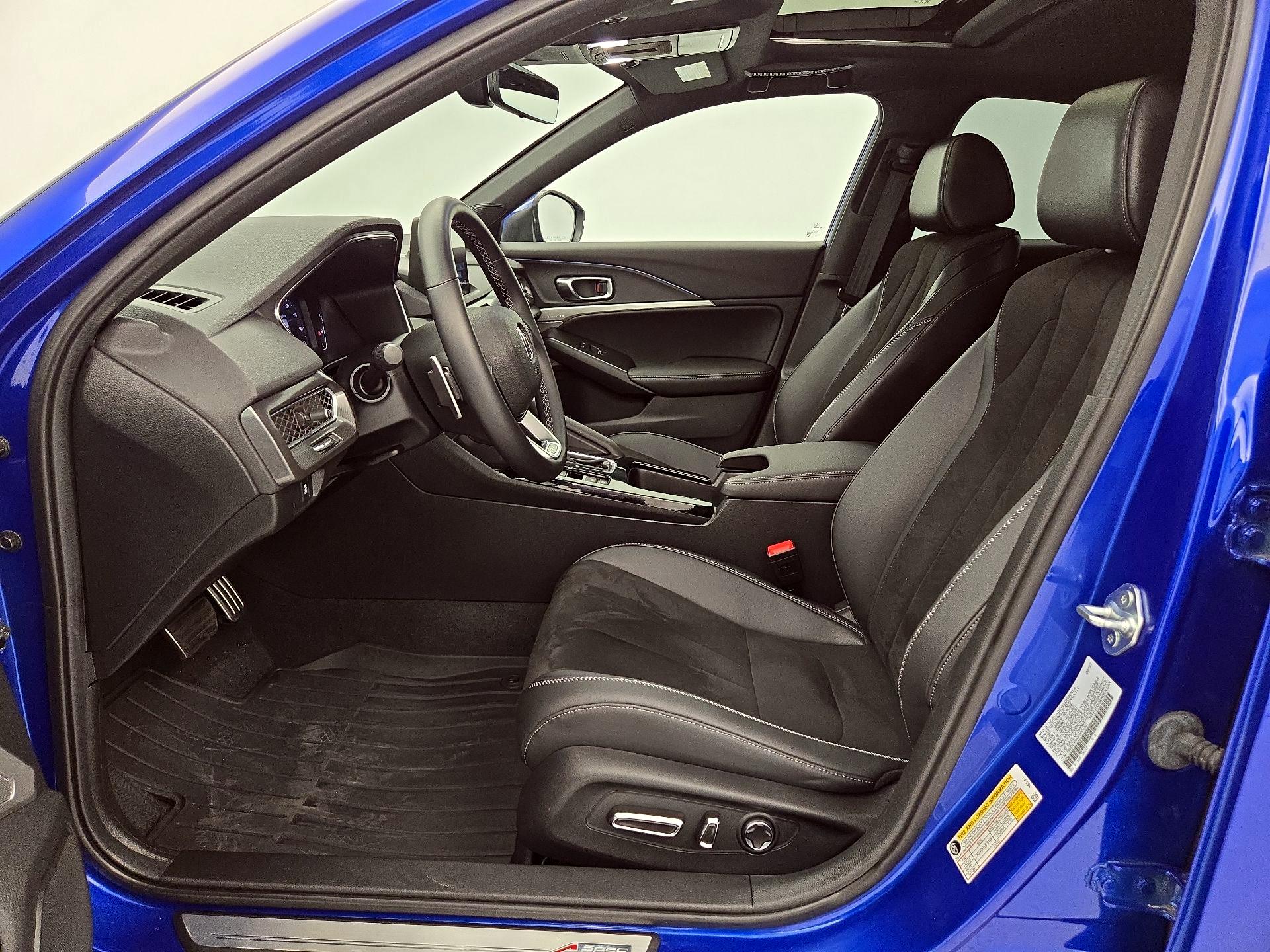 Thumbnail: 2023 Acura Integra - 11