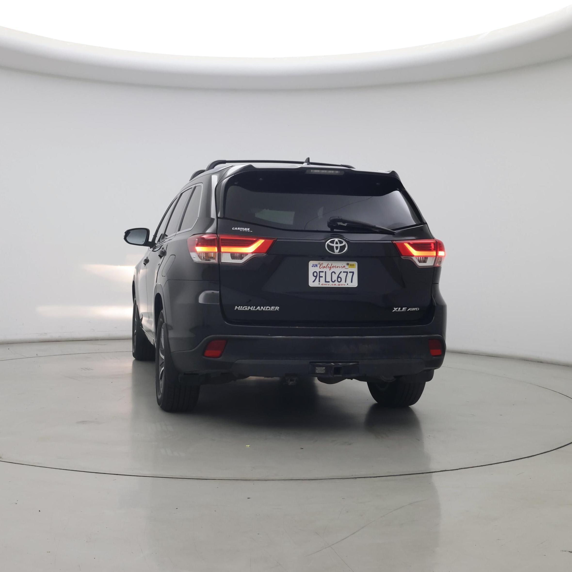 Thumbnail: 2017 Toyota Highlander - 6