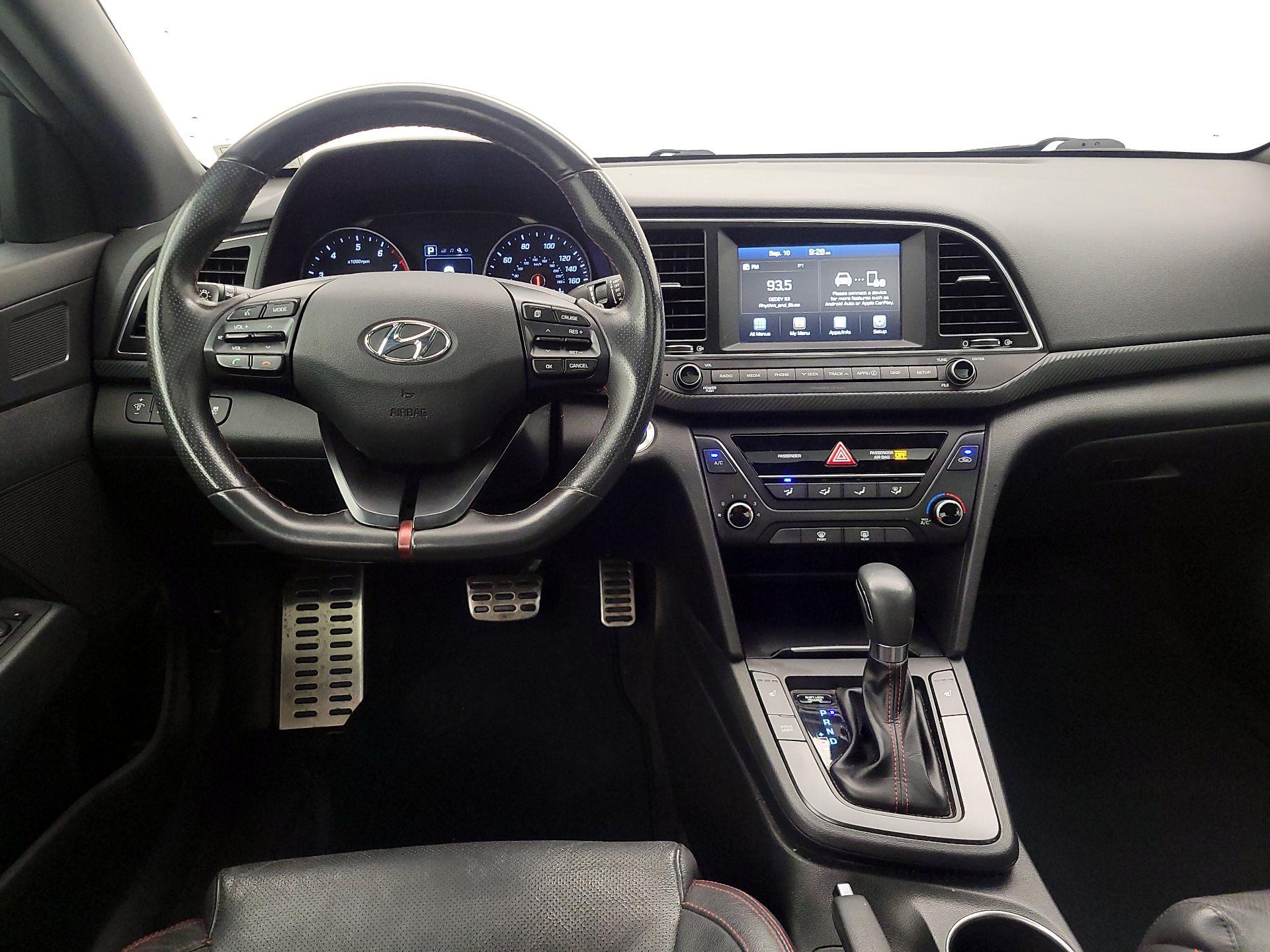 Thumbnail: 2018 Hyundai Elantra - 10