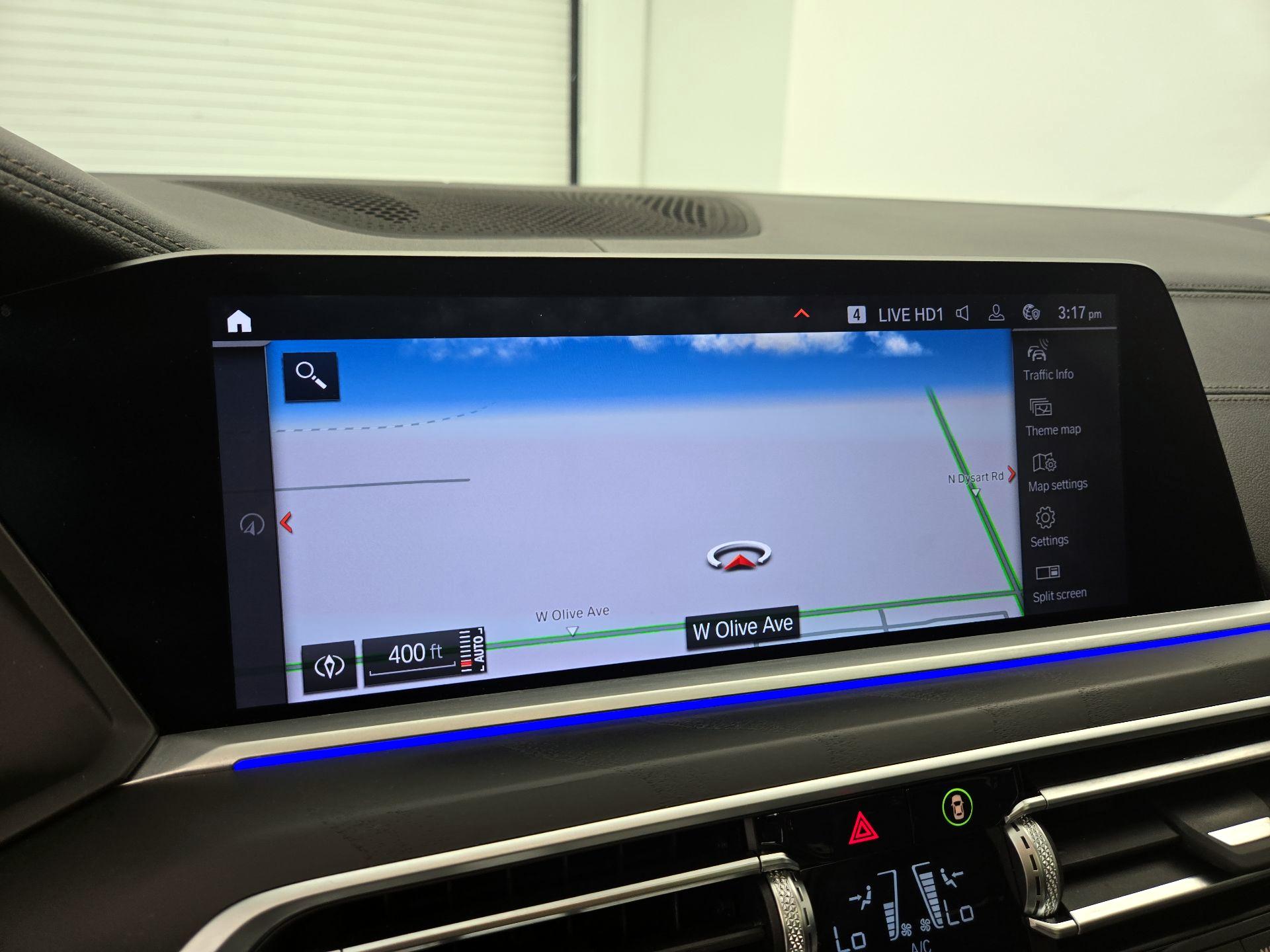 Thumbnail: 2022 BMW X7 - 14