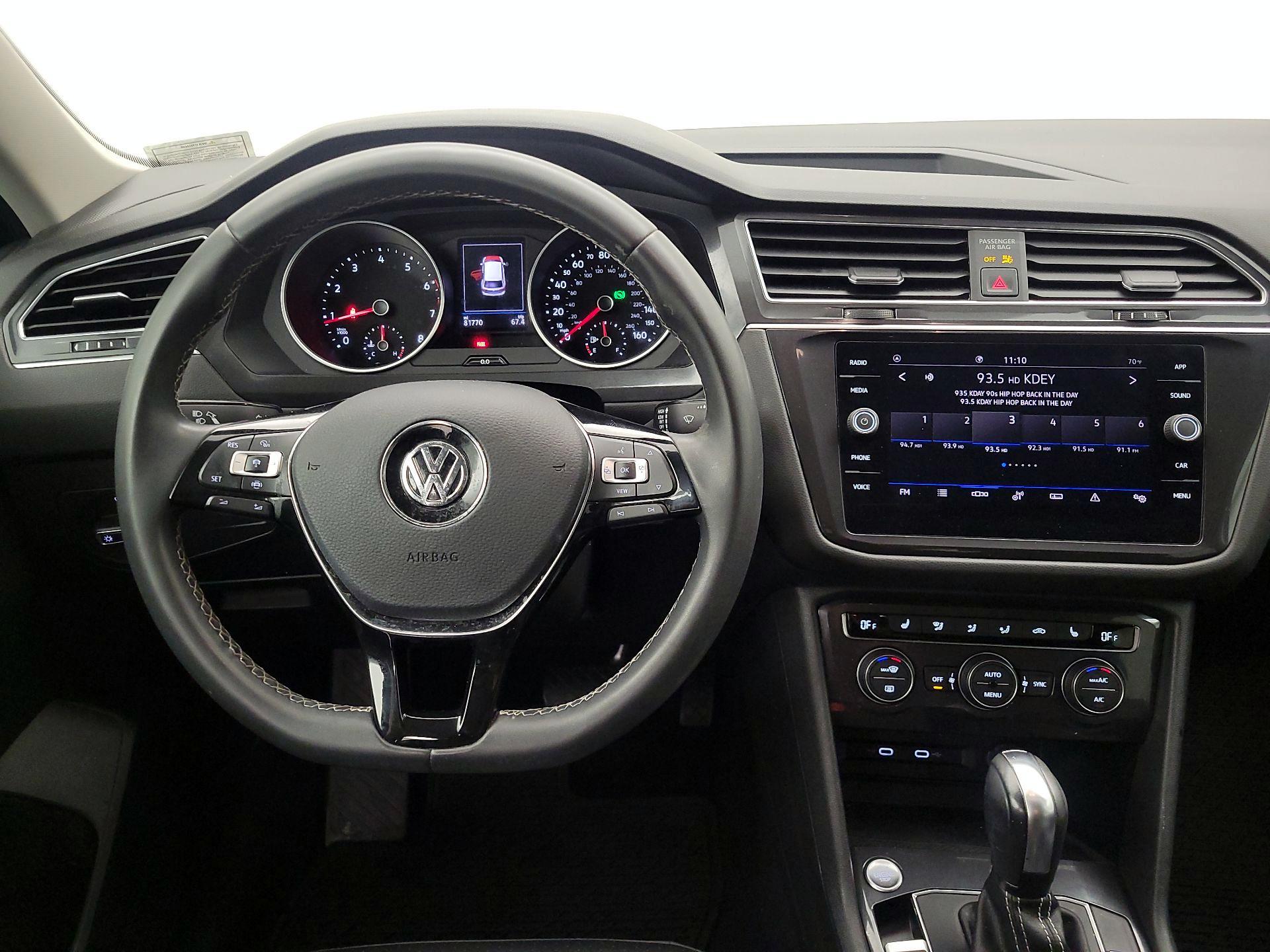 Thumbnail: 2021 Volkswagen Tiguan - 10