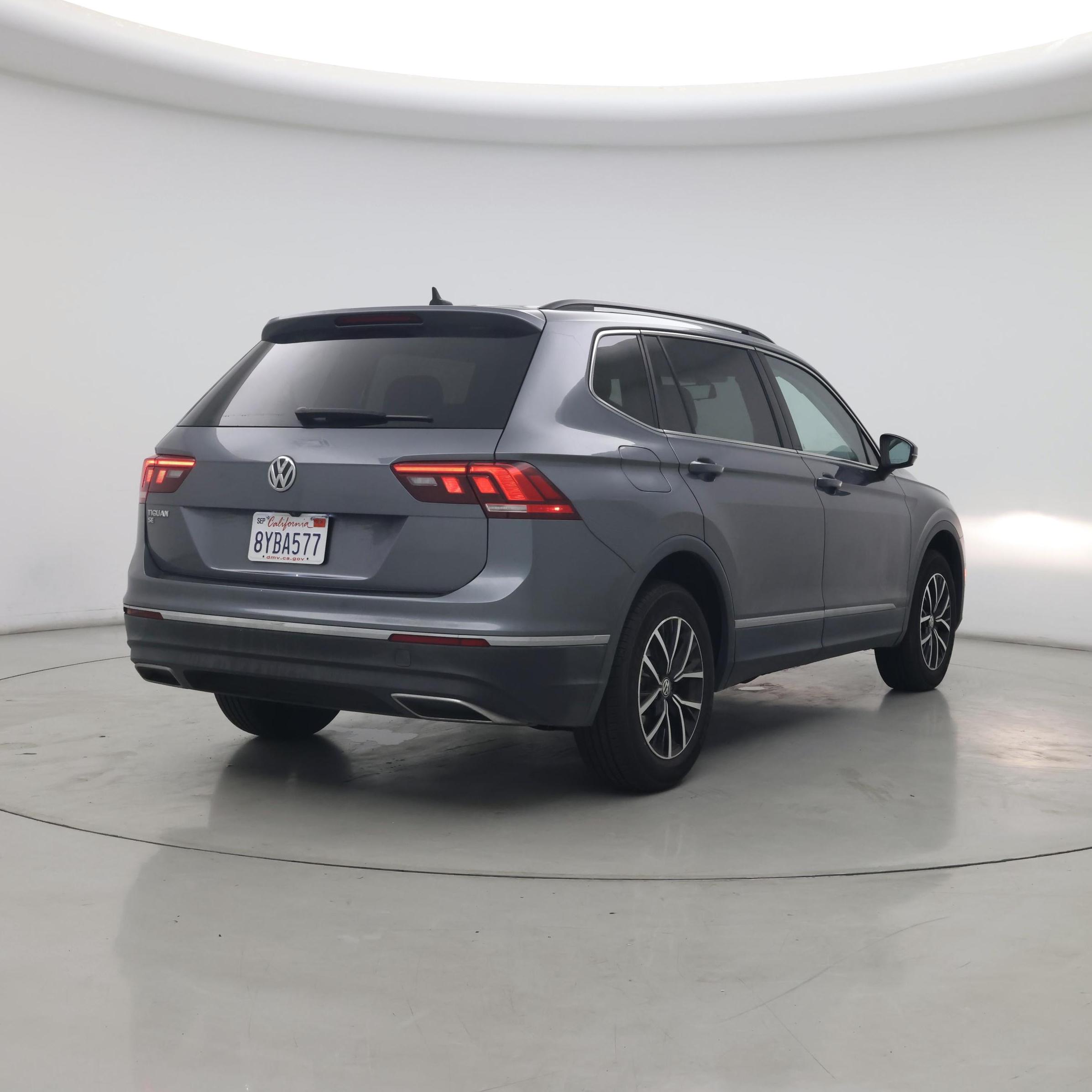 Thumbnail: 2021 Volkswagen Tiguan - 8