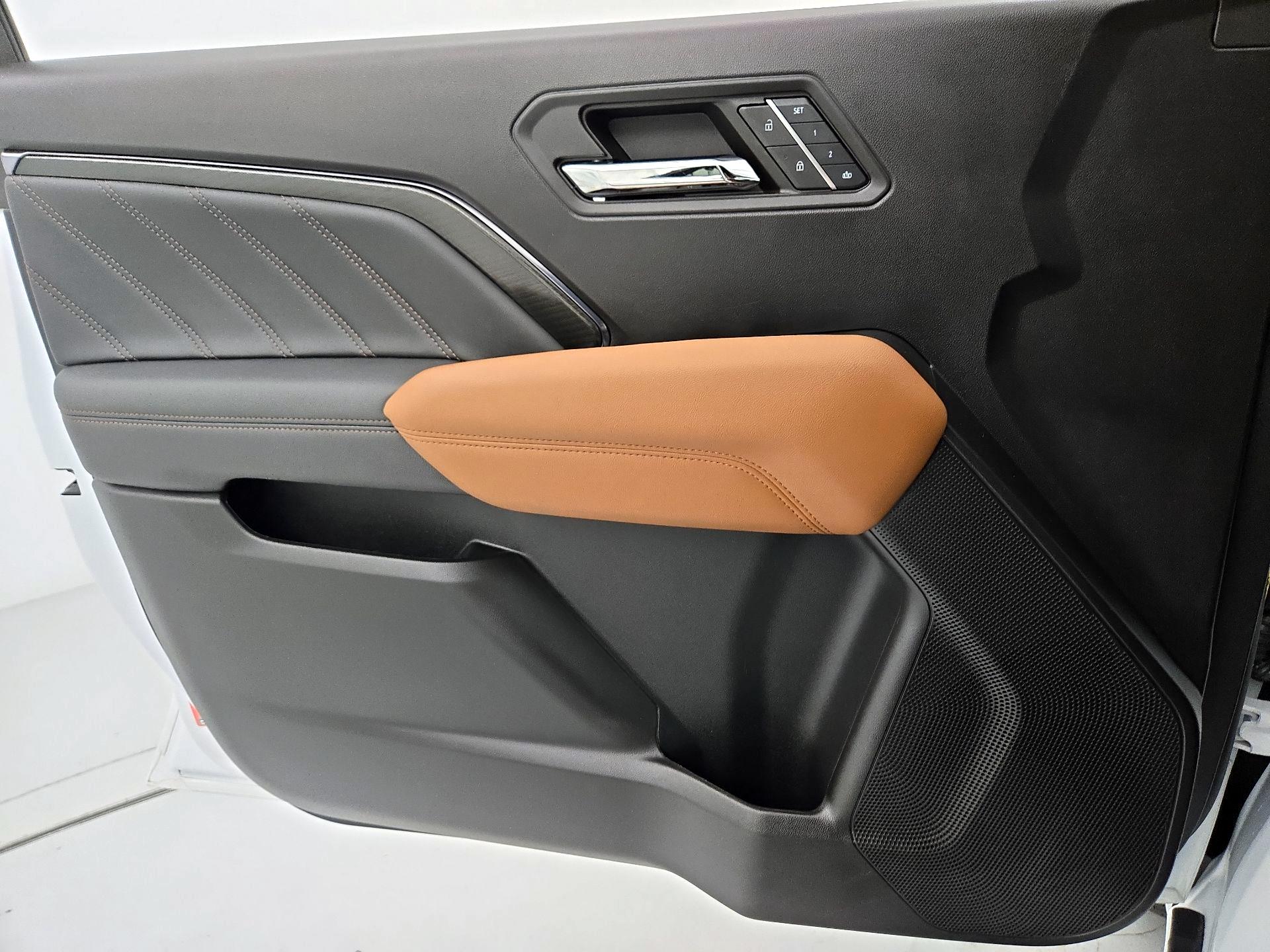 Thumbnail: 2024 GMC Canyon - 12