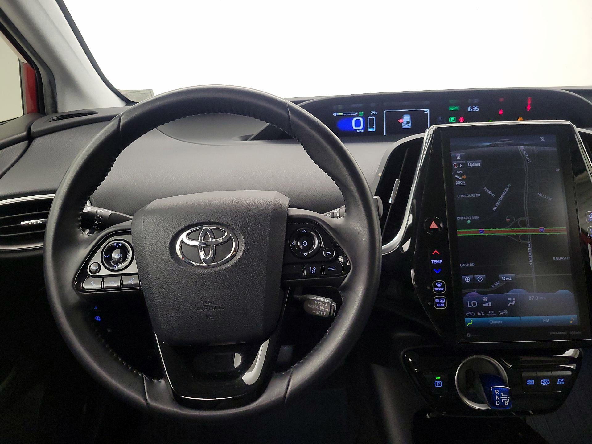 Thumbnail: 2020 Toyota Prius Prime - 10