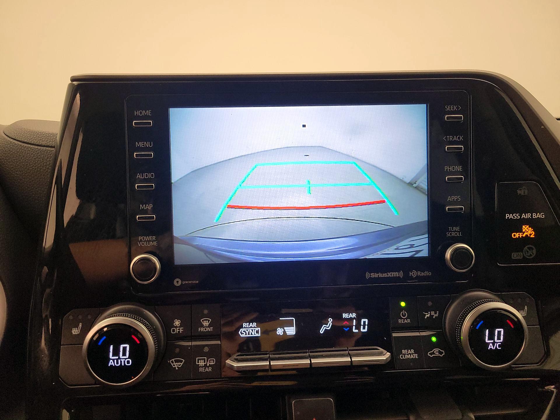 Thumbnail: 2021 Toyota Highlander - 14