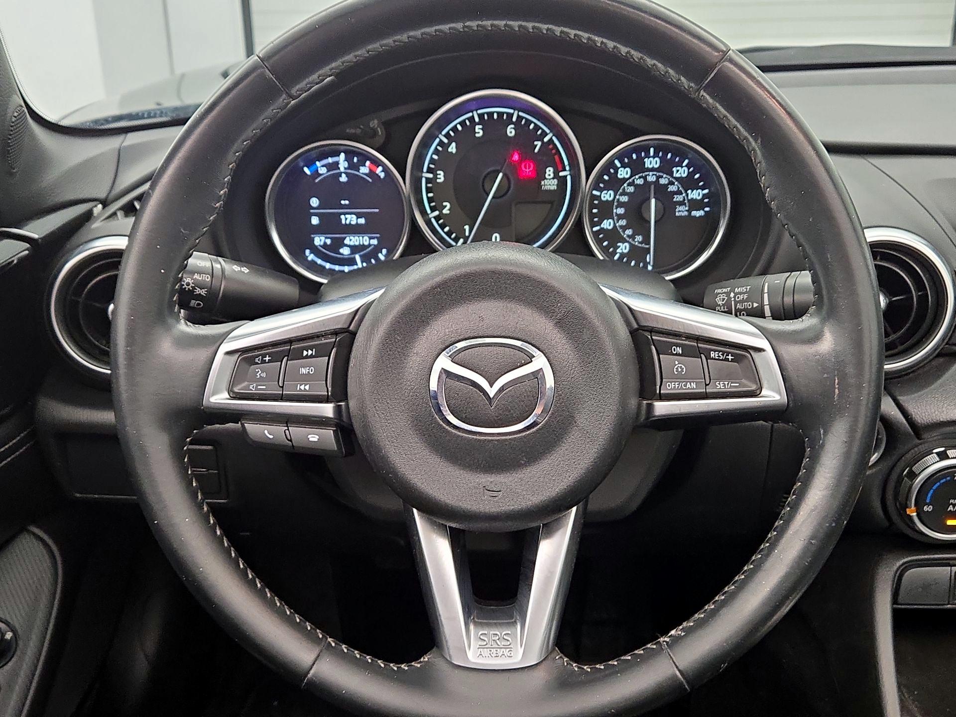 Thumbnail: 2023 Mazda MX-5 Miata - 10