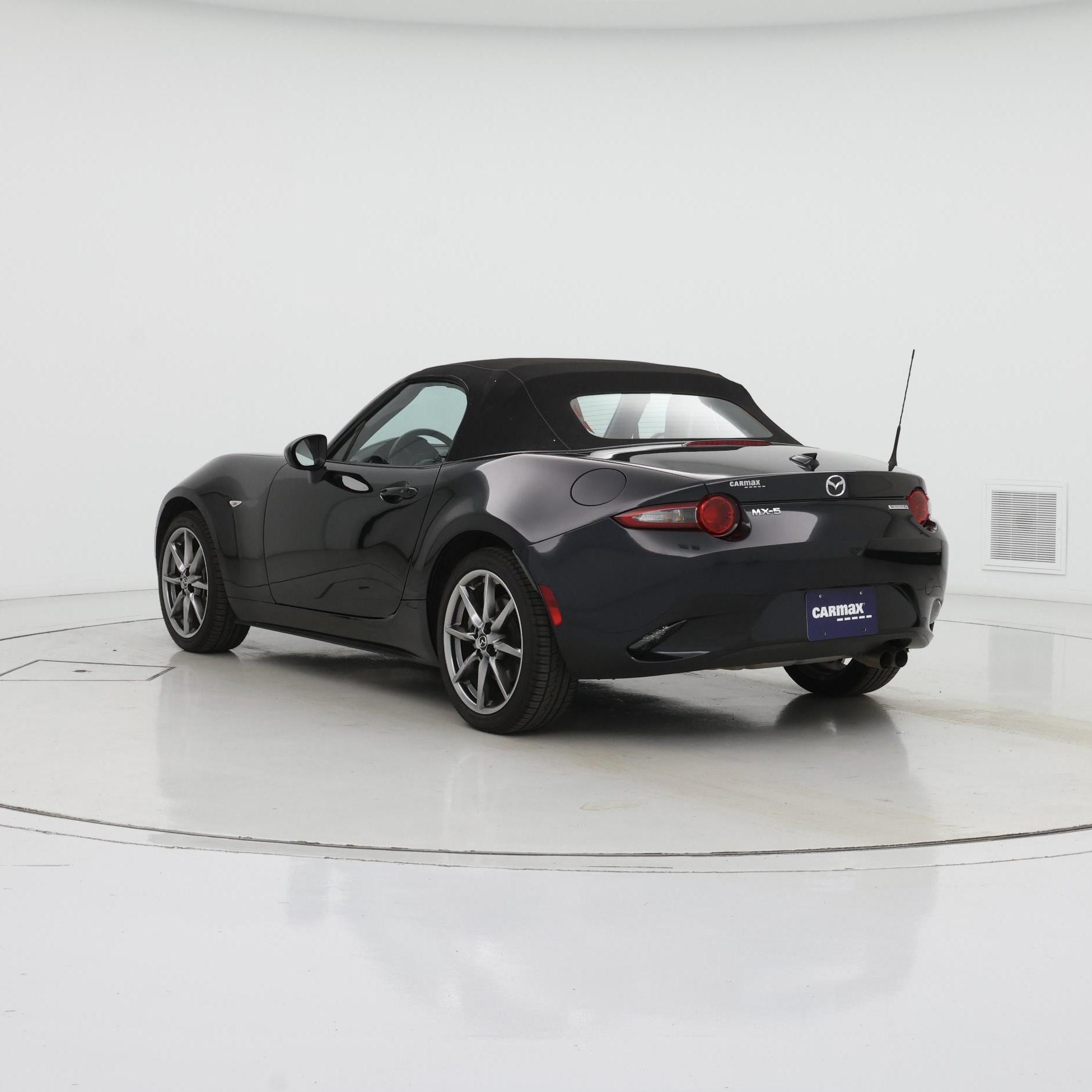 Thumbnail: 2023 Mazda MX-5 Miata - 2