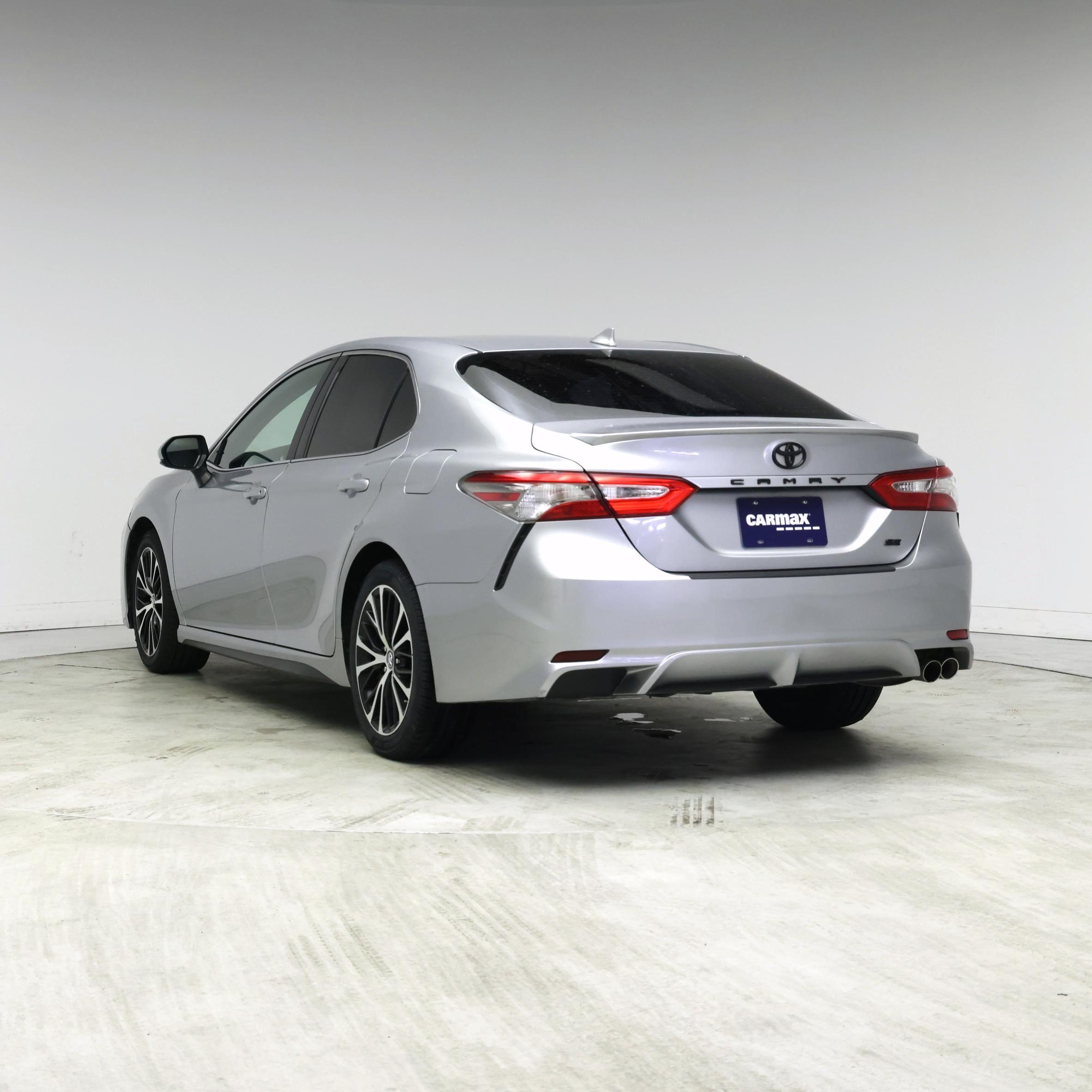 Thumbnail: 2019 Toyota Camry - 2