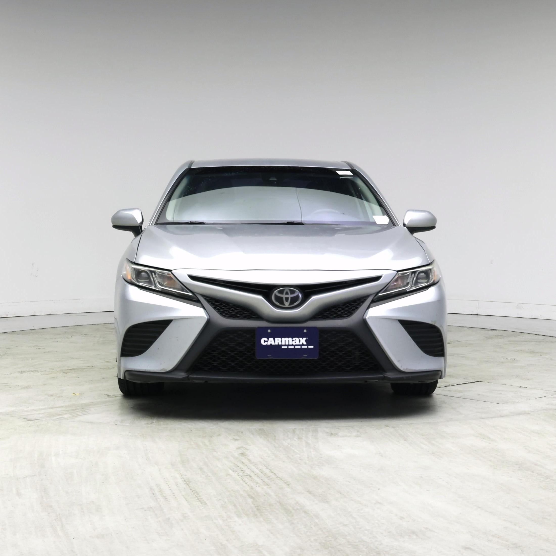 Thumbnail: 2019 Toyota Camry - 5