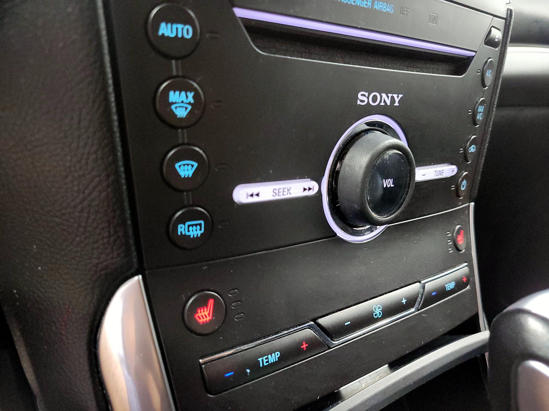 Thumbnail: 2015 Ford Edge - 16