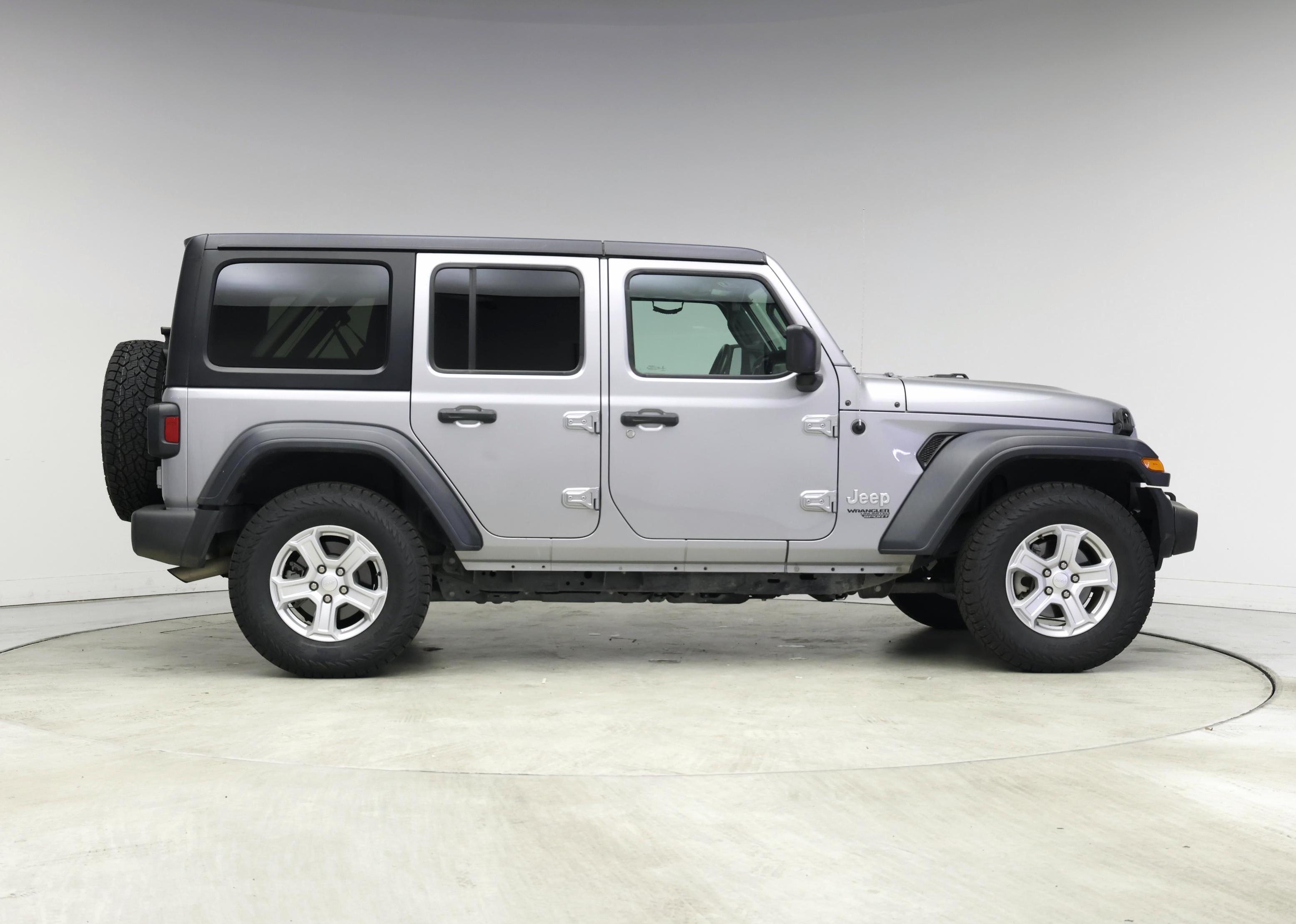 Thumbnail: 2018 Jeep Wrangler - 7