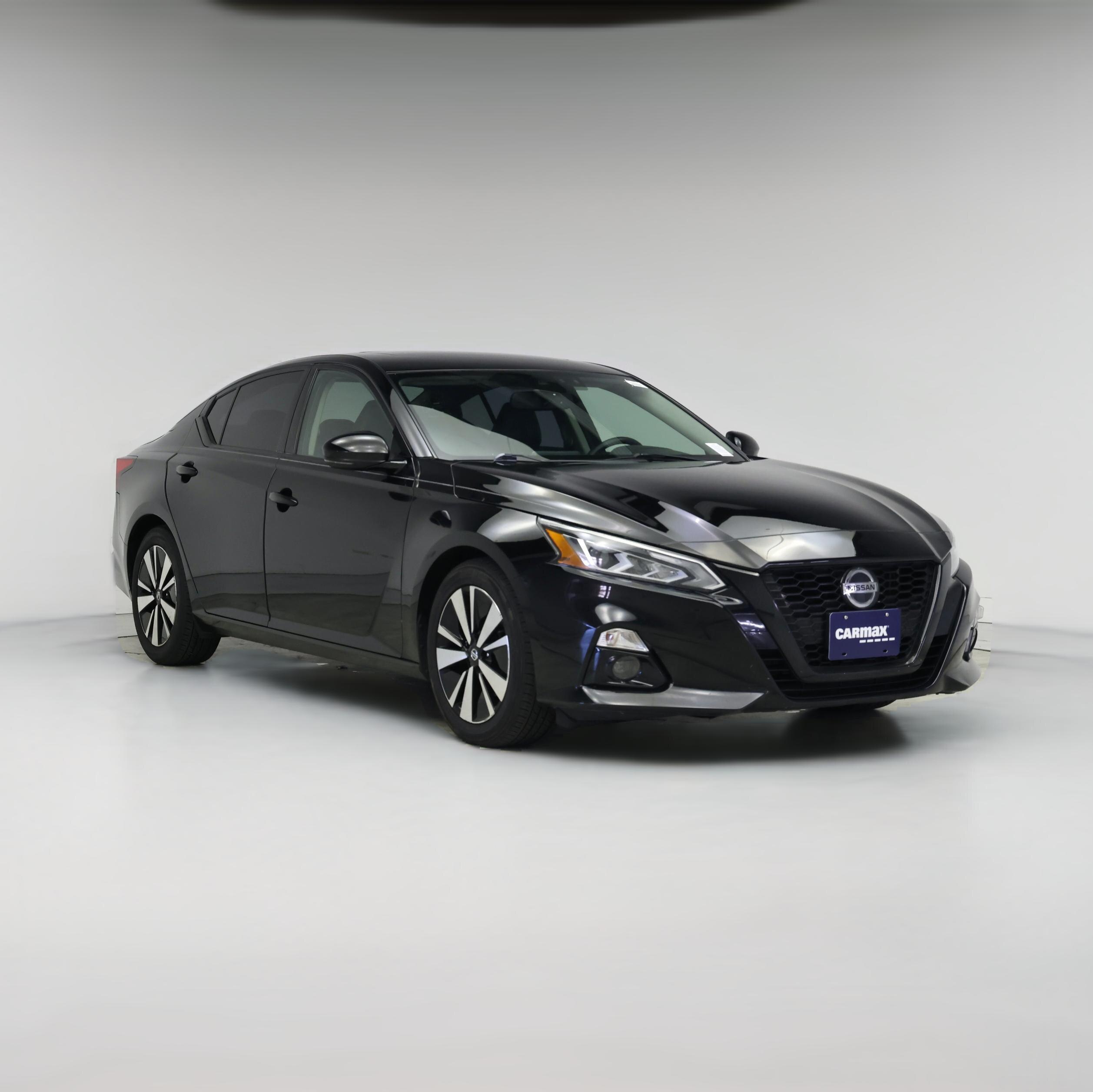 Thumbnail: 2019 Nissan Altima - 1