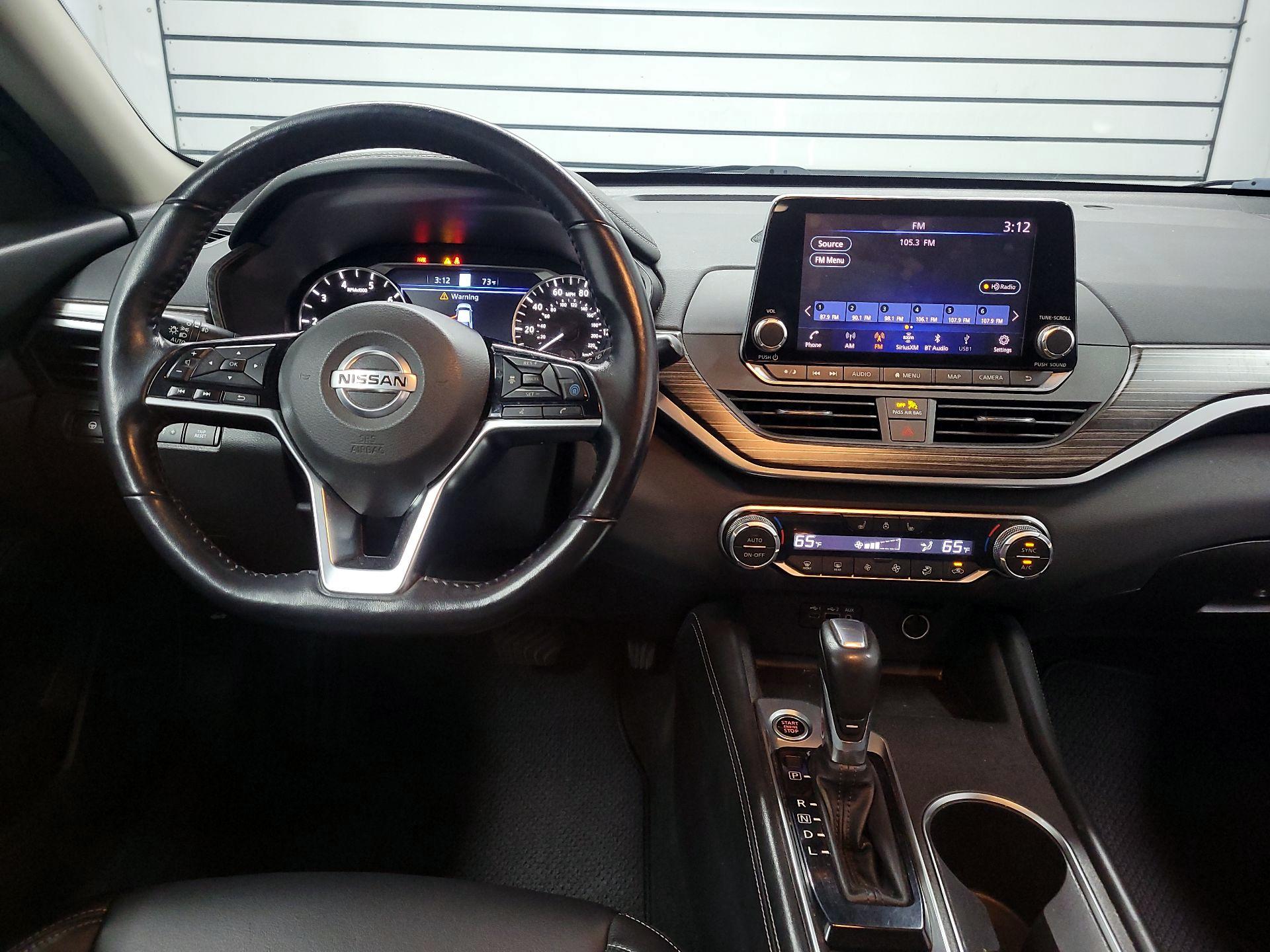 Thumbnail: 2019 Nissan Altima - 9