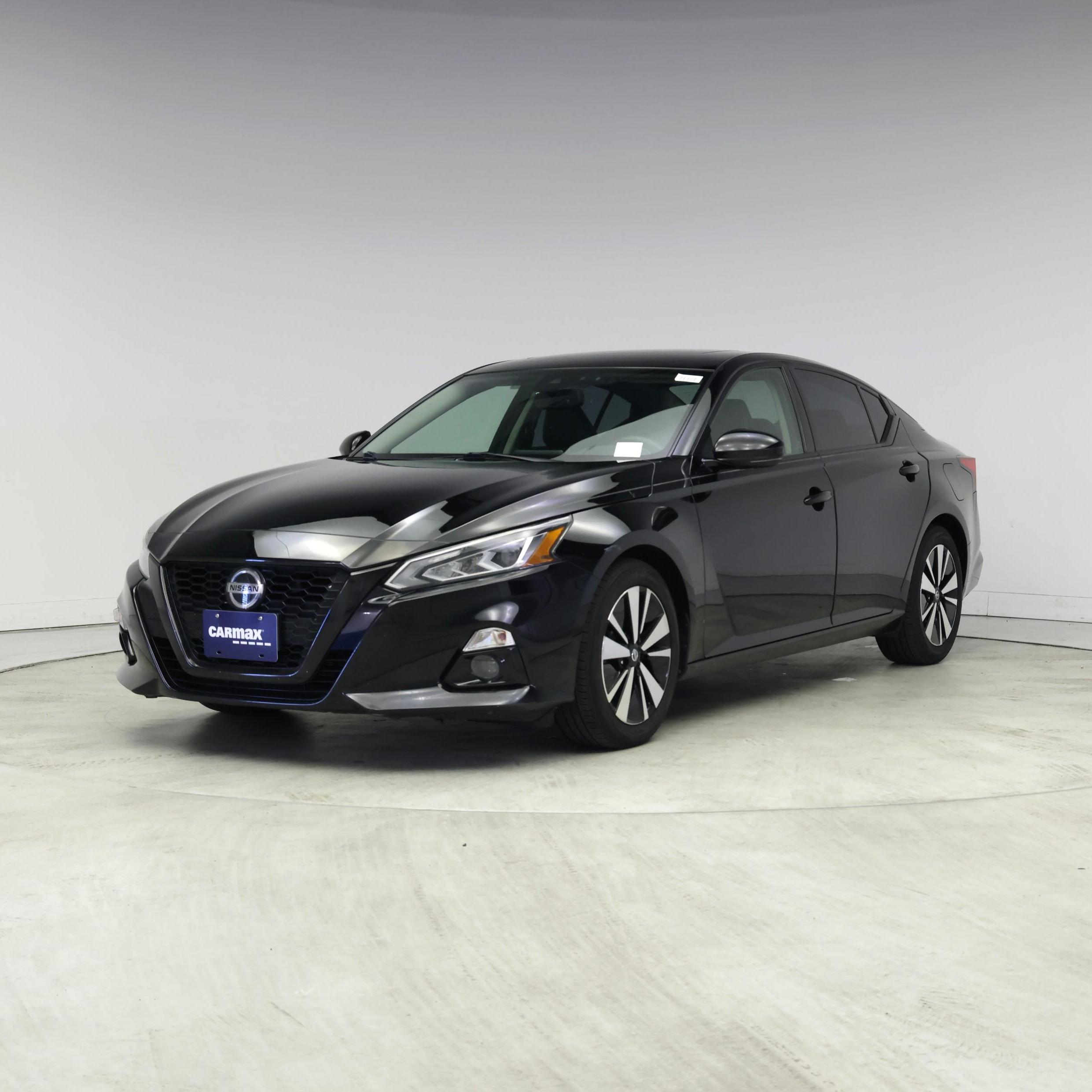 Thumbnail: 2019 Nissan Altima - 4