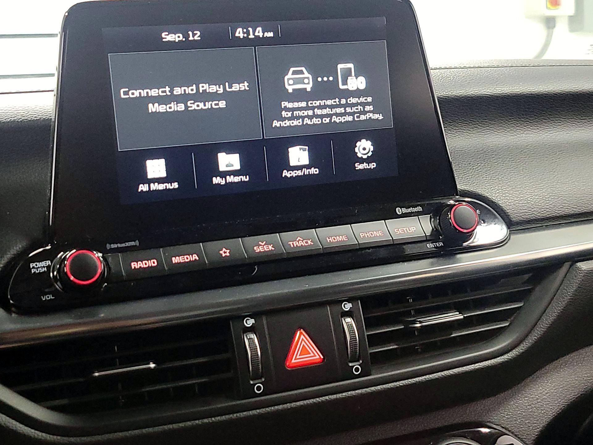 Thumbnail: 2019 Kia Forte - 14