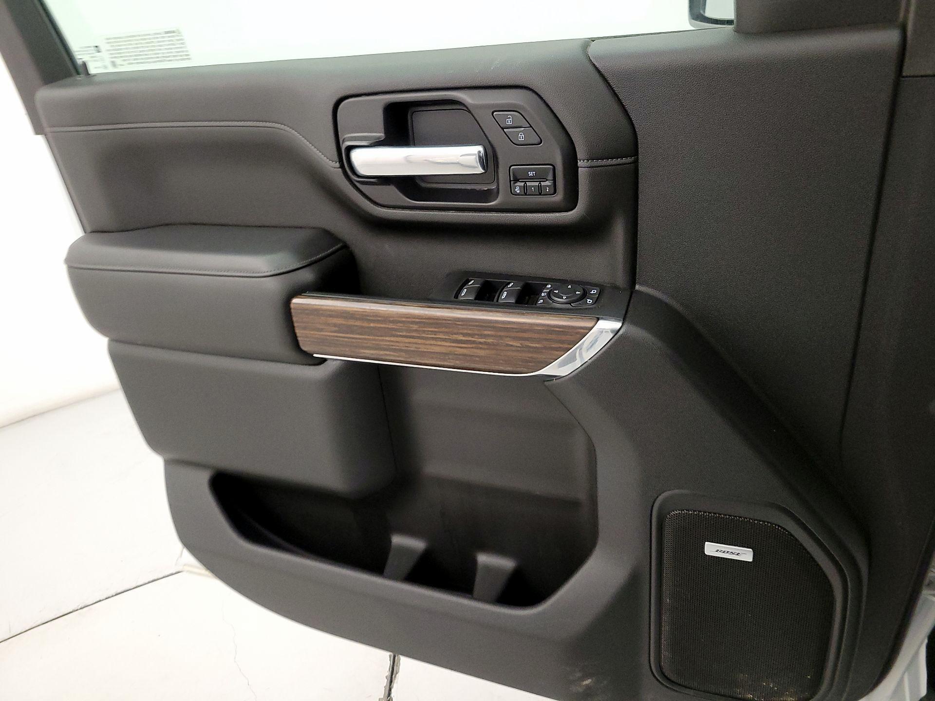 Thumbnail: 2022 Chevrolet Silverado 3500 - 12