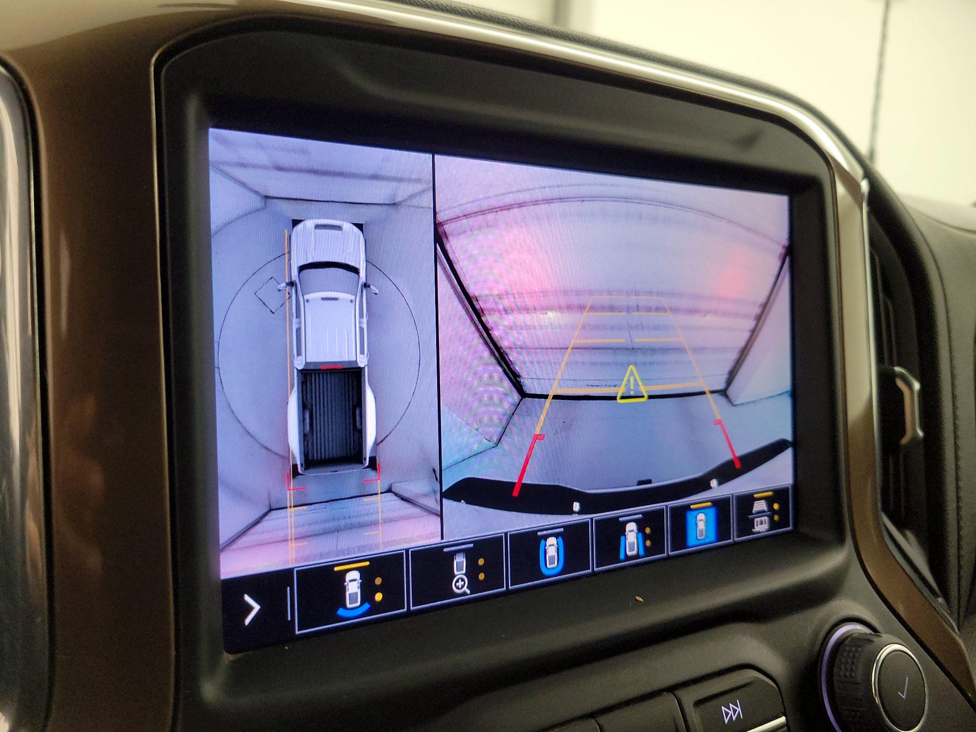 Thumbnail: 2022 Chevrolet Silverado 3500 - 15