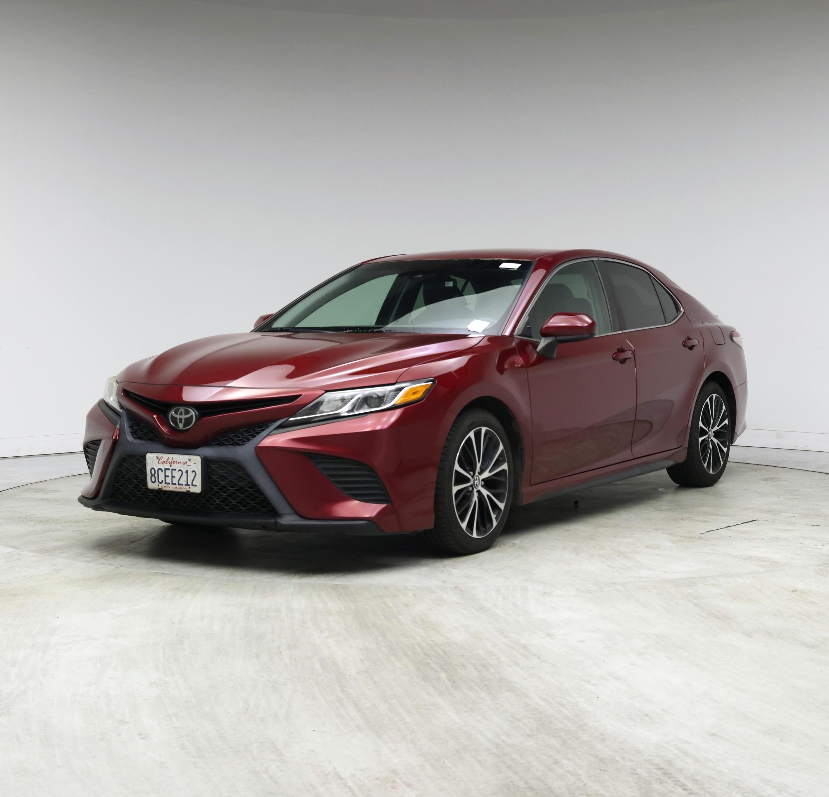 Thumbnail: 2018 Toyota Camry - 4