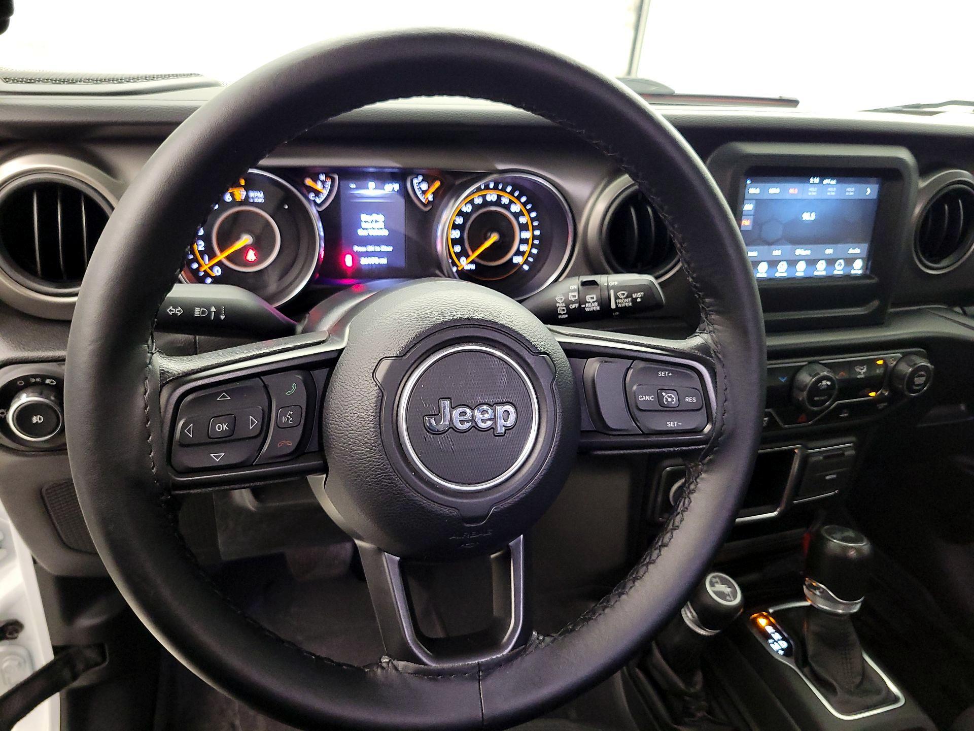 Thumbnail: 2022 Jeep Wrangler - 10