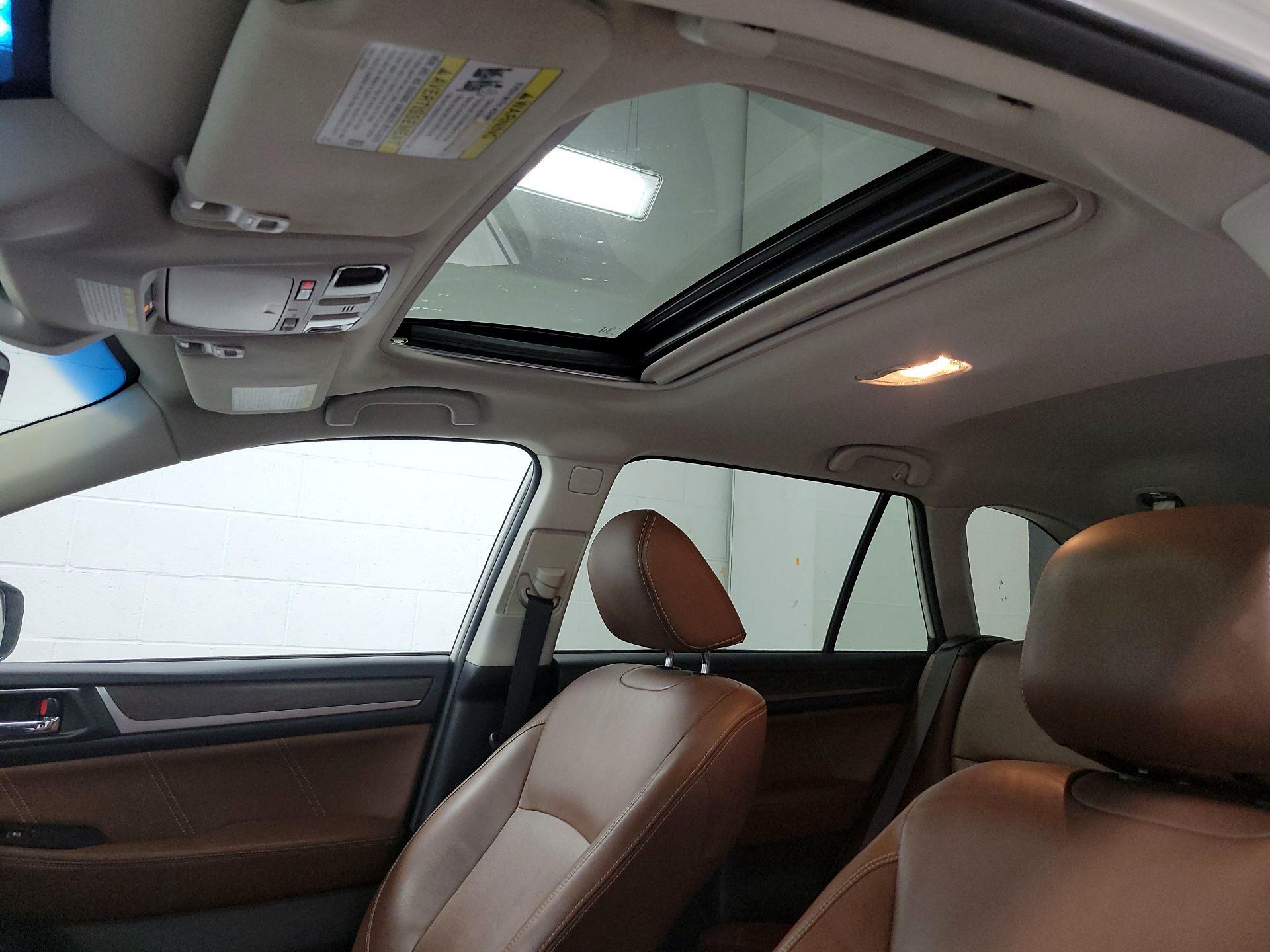 Thumbnail: 2018 Subaru Outback - 18