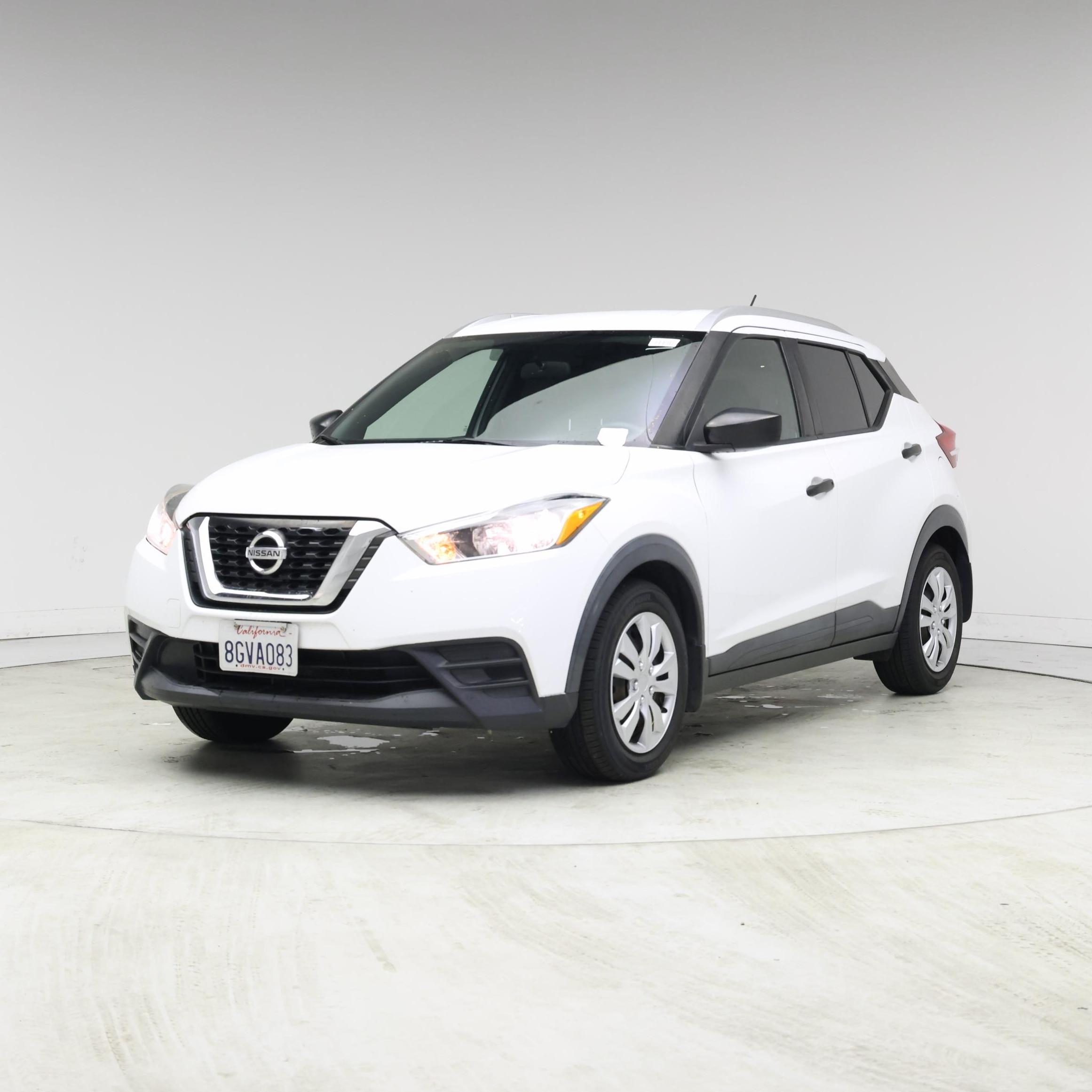 Thumbnail: 2018 Nissan Kicks - 4