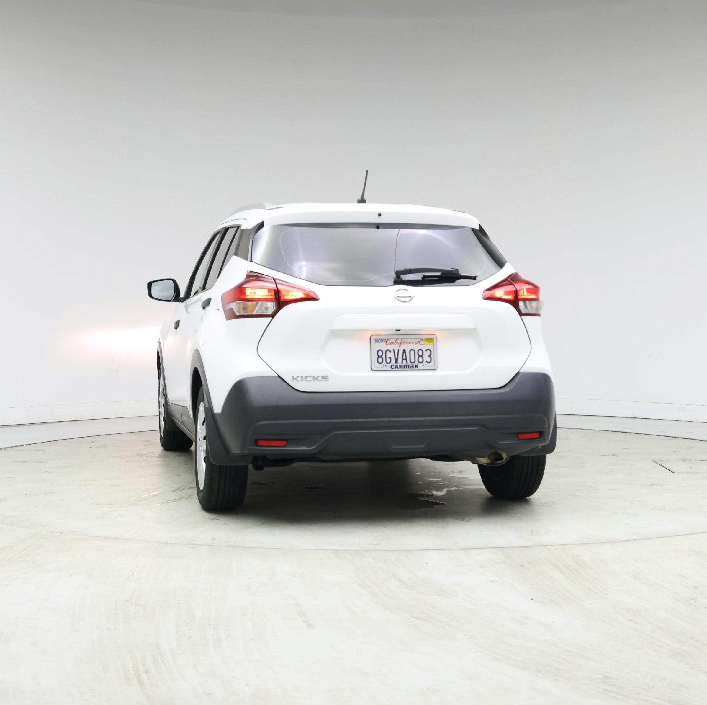 Thumbnail: 2018 Nissan Kicks - 6