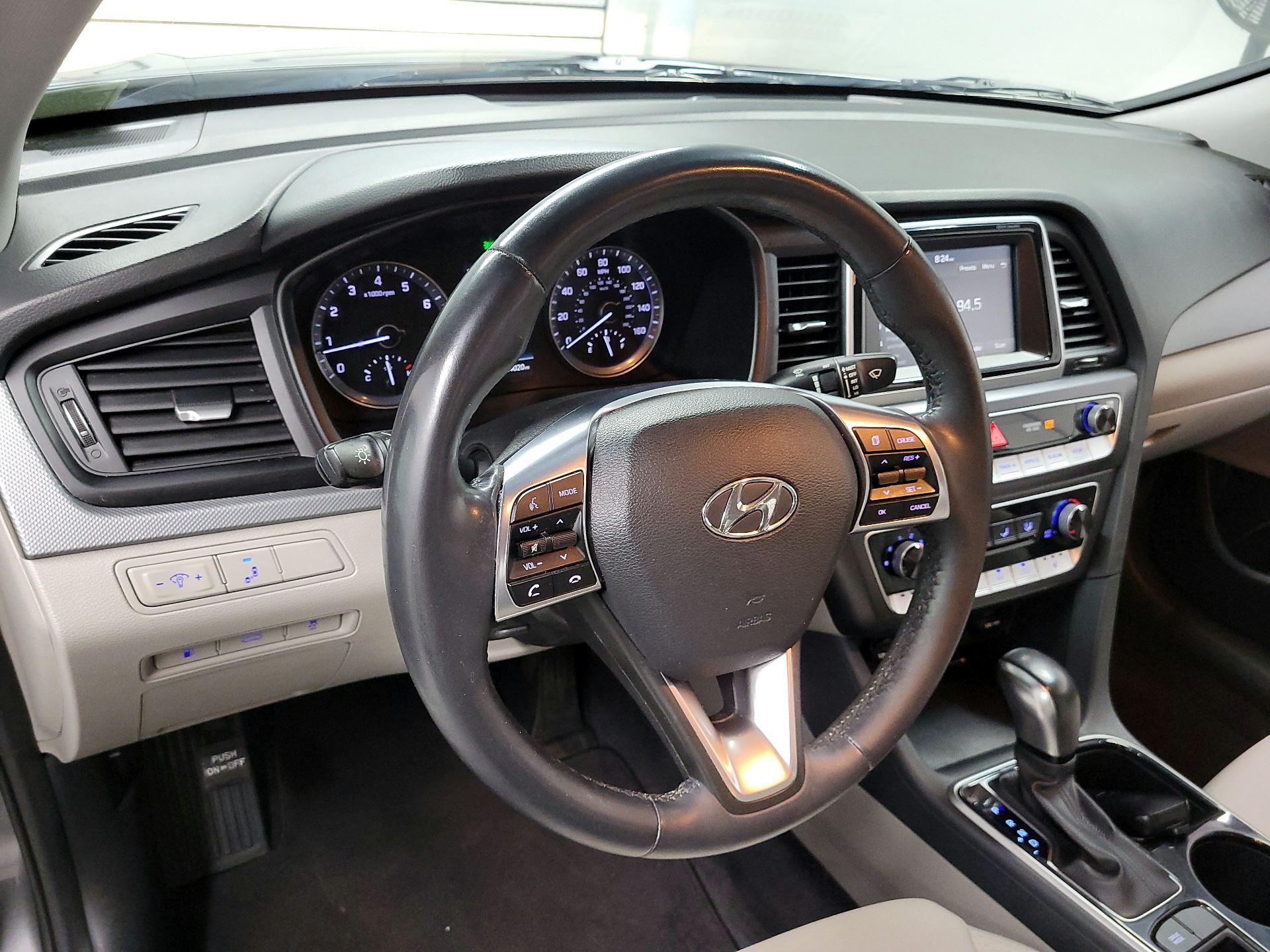 Thumbnail: 2018 Hyundai Sonata - 9