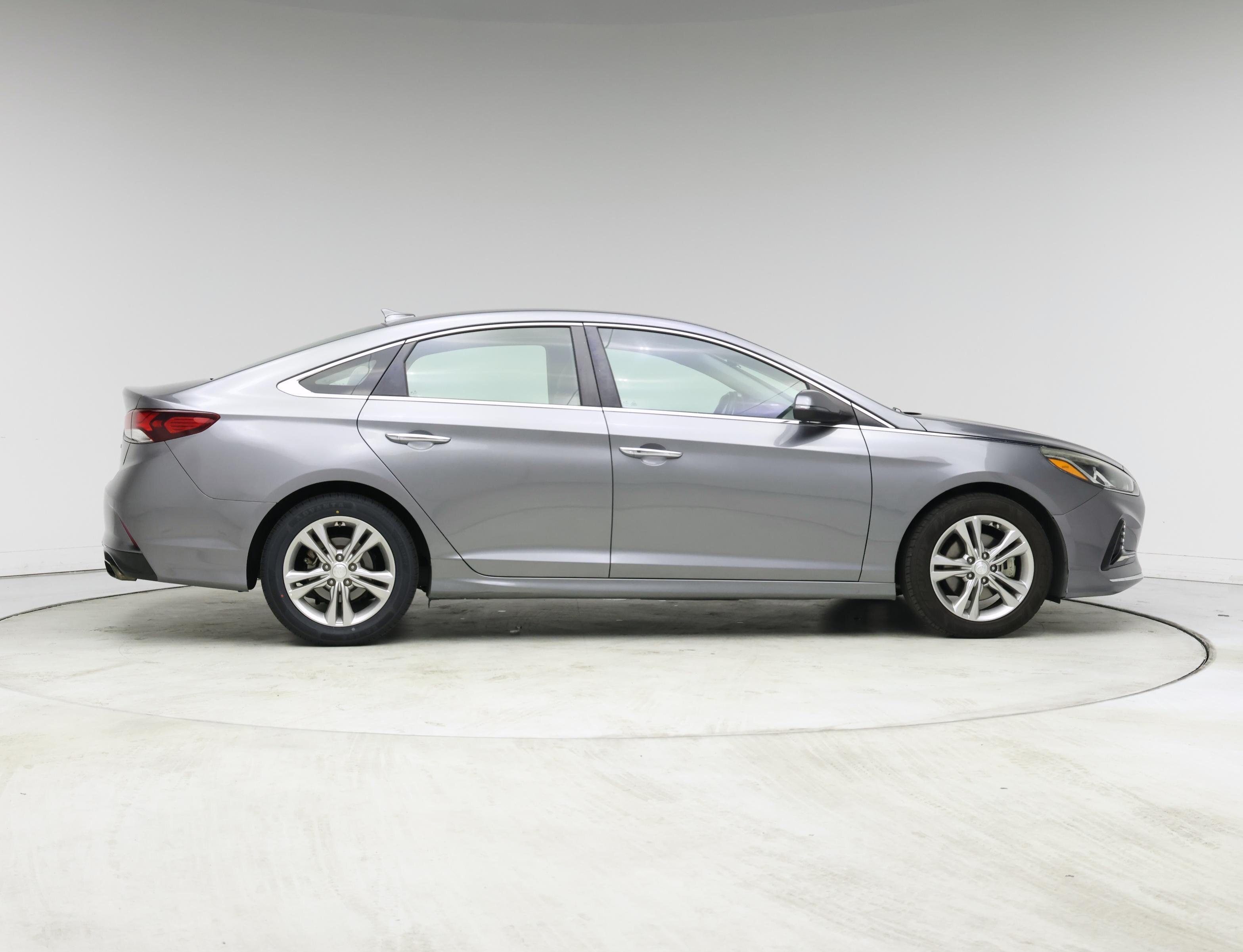 Thumbnail: 2018 Hyundai Sonata - 7