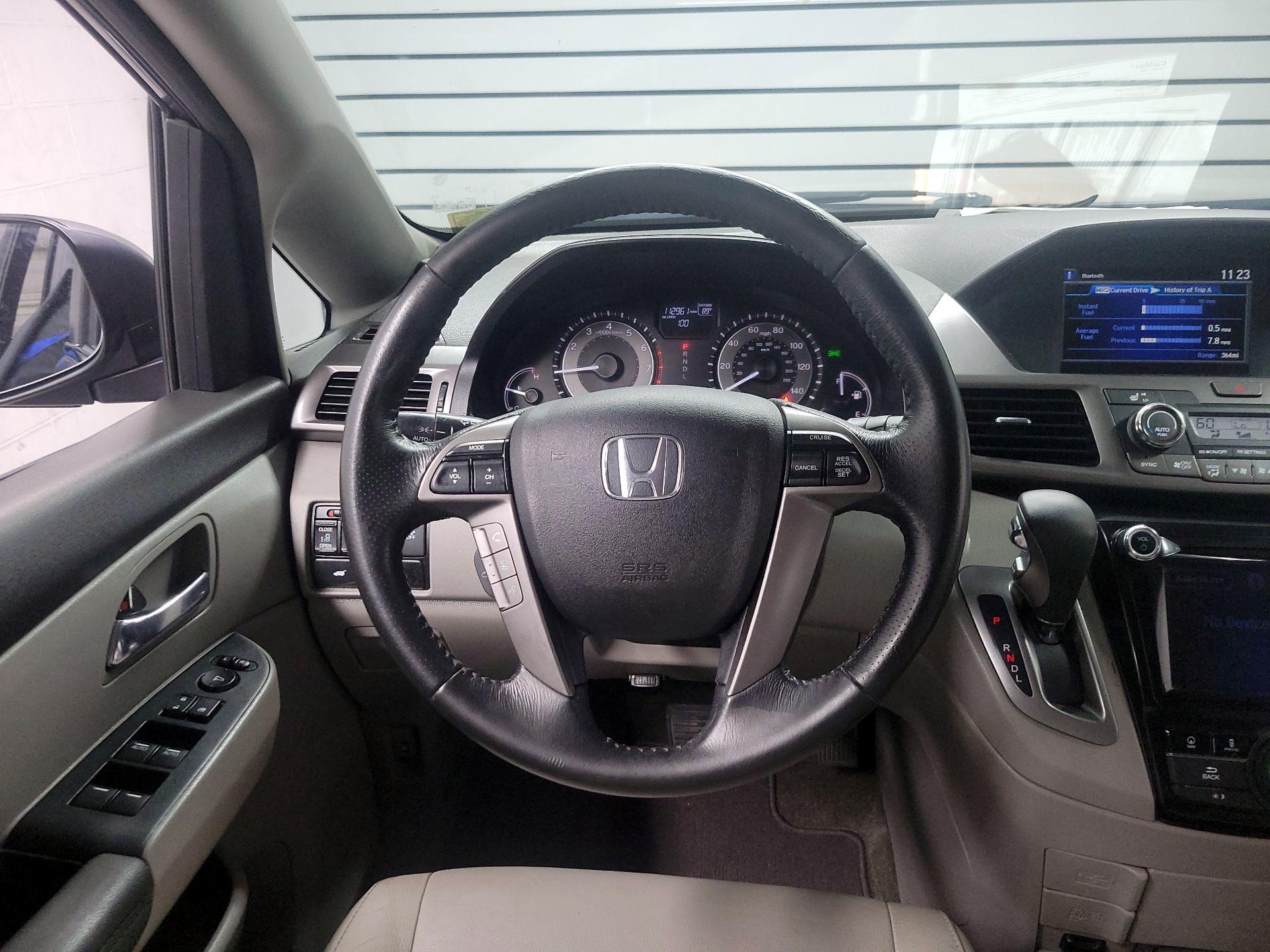 Thumbnail: 2015 Honda Odyssey - 10